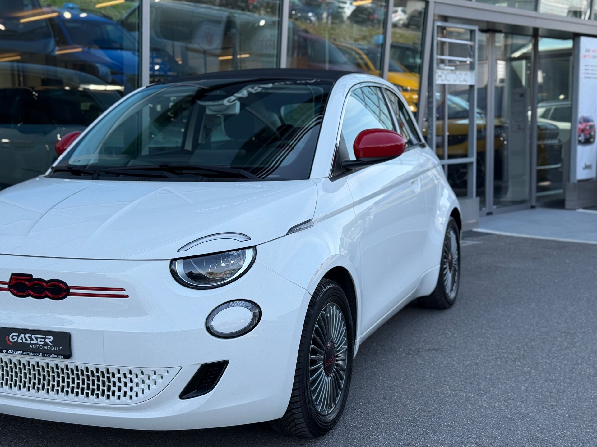 FIAT 500 C electric 87 kW Red-image-3