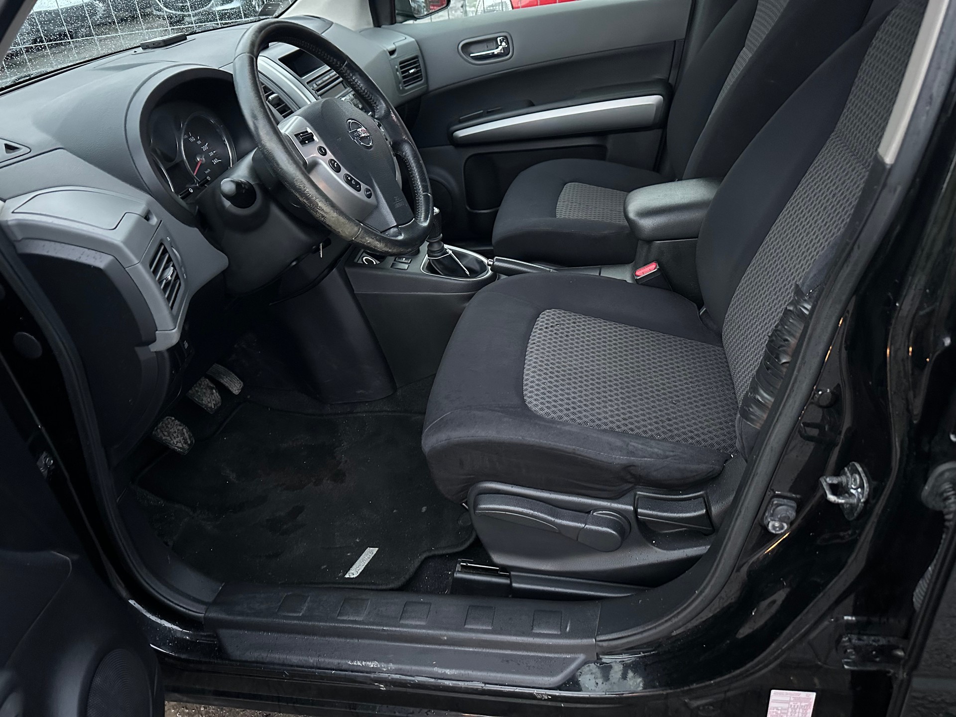 NISSAN X-Trail 2.0 dCi 16V LE-image-11