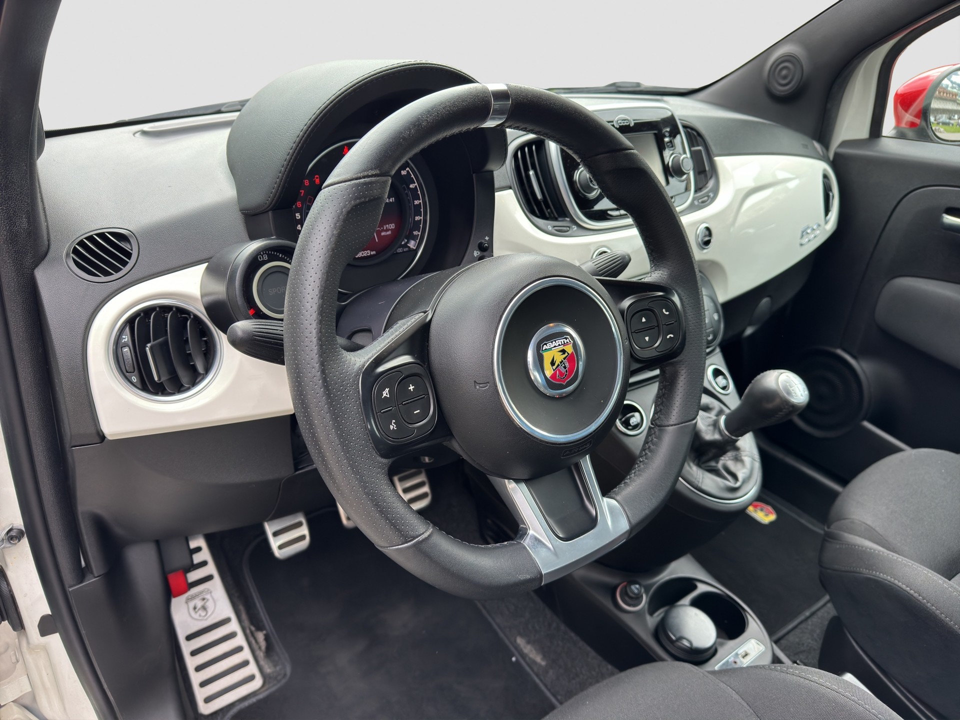 FIAT 595C 1.4 16V Turbo Abarth-image-6