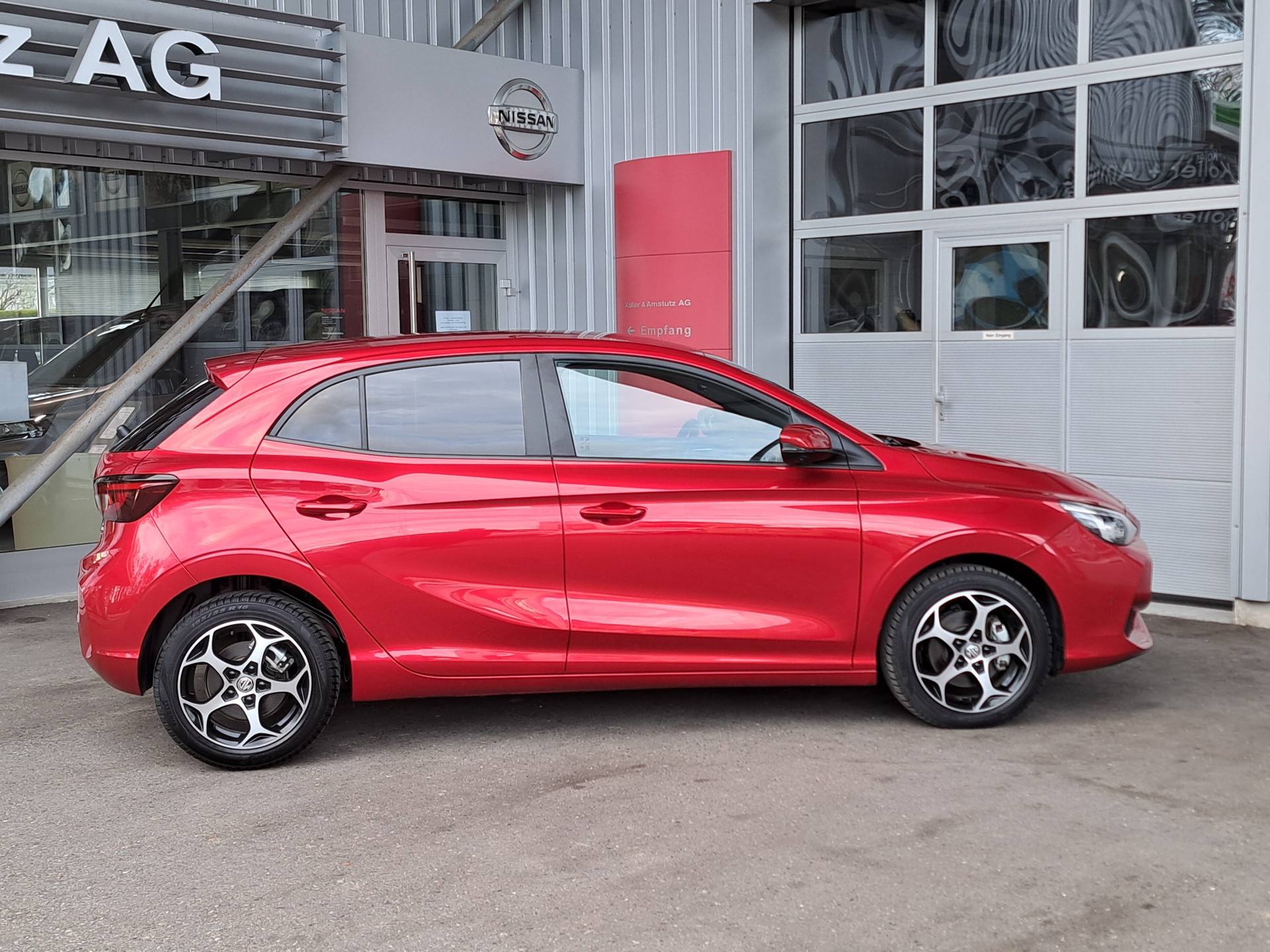 MG 3 1.5 Hybrid Luxury Aut.-image-6