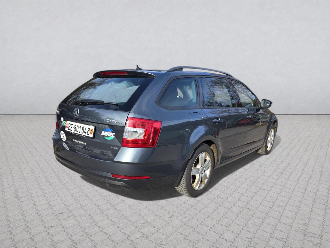 SKODA Octavia Combi 2.0 TSI Soleil 4x4 DSG-image-5