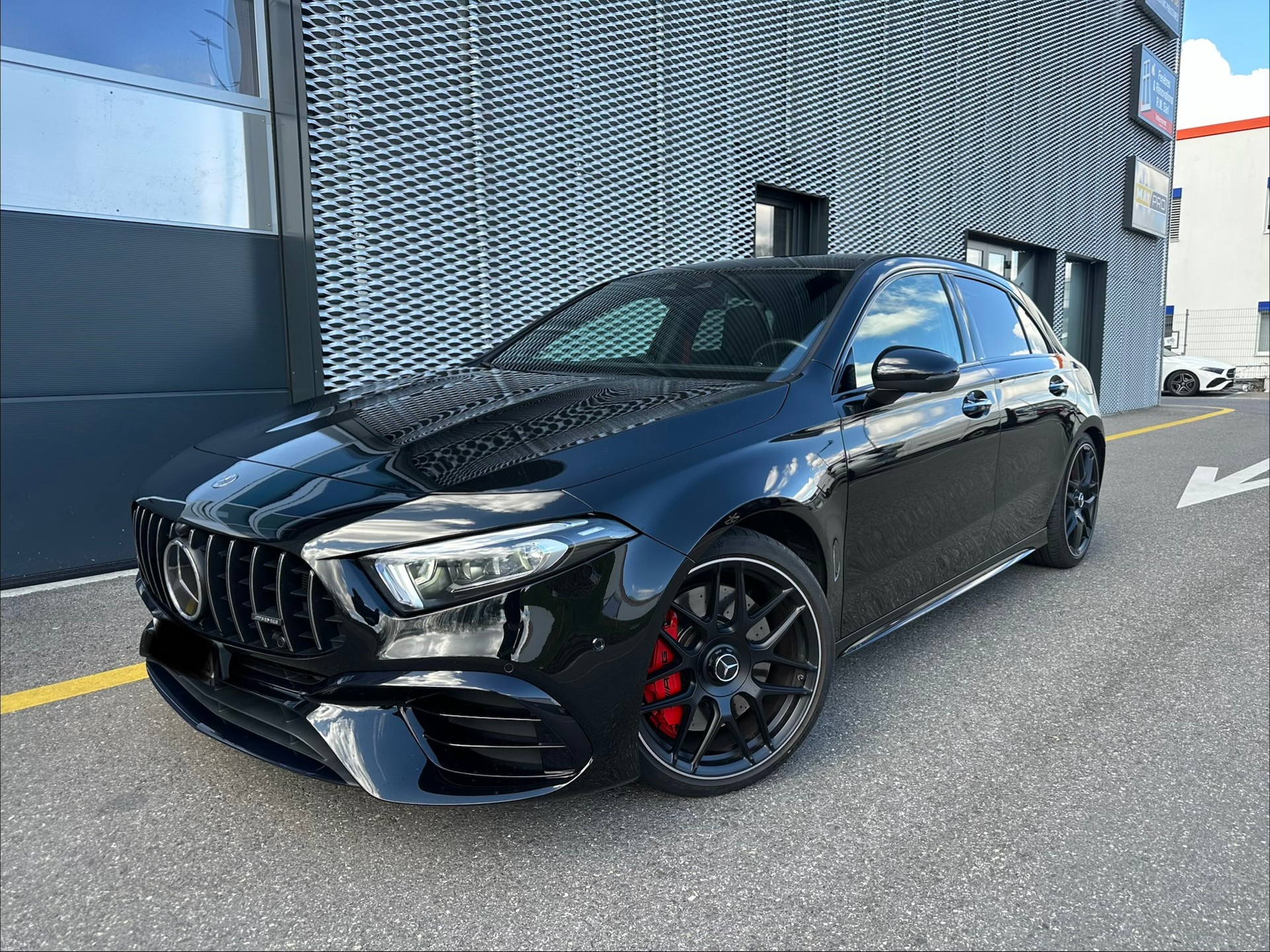 MERCEDES-BENZ A 45 S AMG 4Matic+ Speedshift-image-0