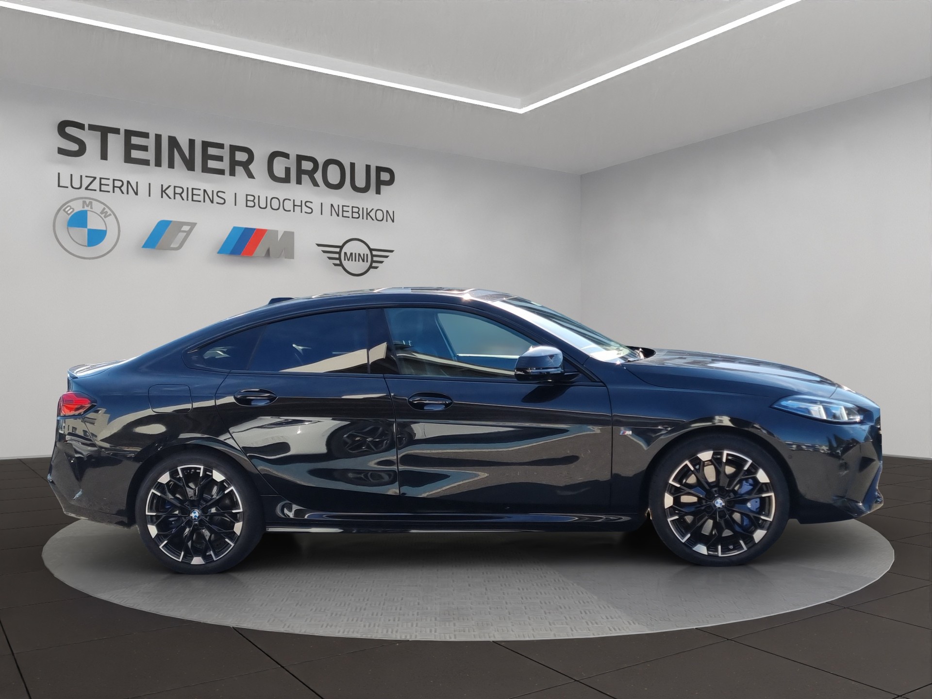 BMW M235 xDrive Gran Coupé M Sport-image-3