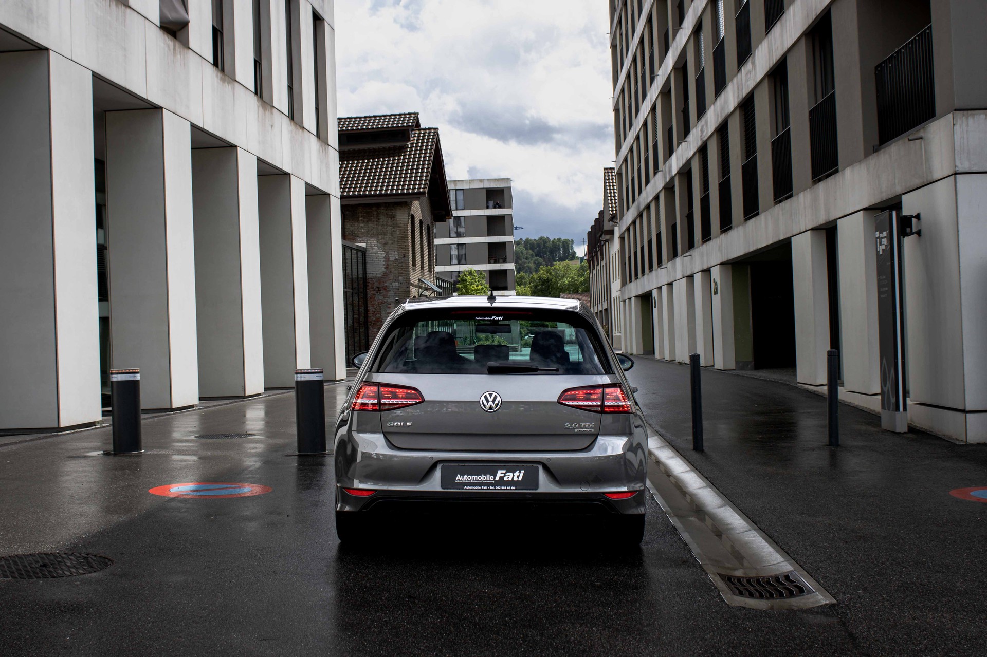 VW Golf 2.0 TDI Cup R-Line 4Motion-showroom-element-3