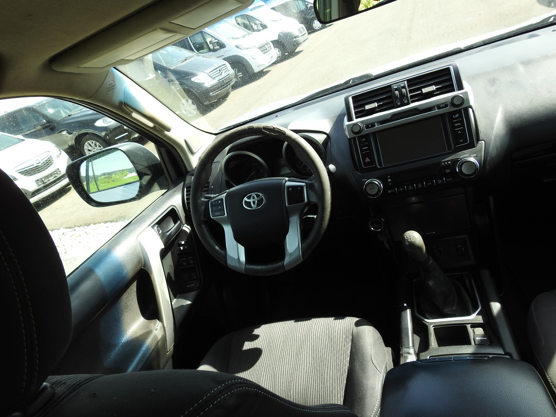 TOYOTA Land Cruiser 3.0 TD Sol-image-20