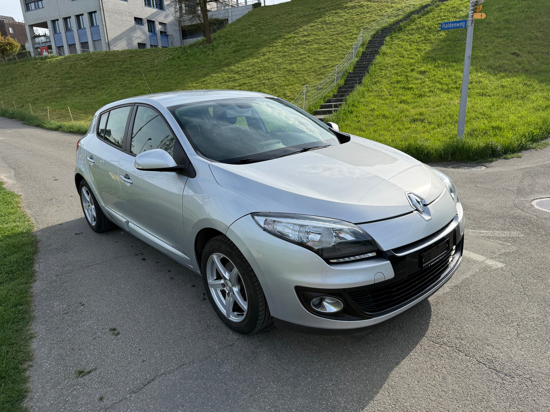 RENAULT Mégane 1.2 16V Turbo Energy-image-1