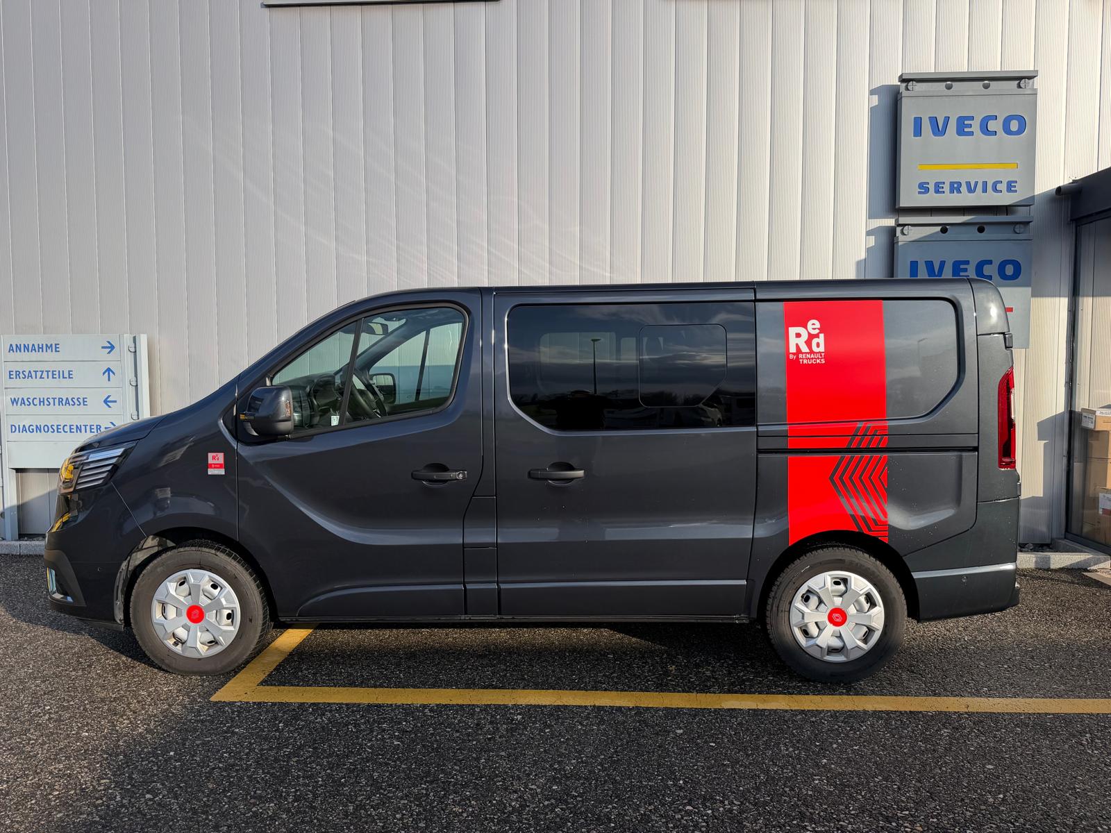 RENAULT Trafic RED Crewcab 170 A9 L1H1-image-3