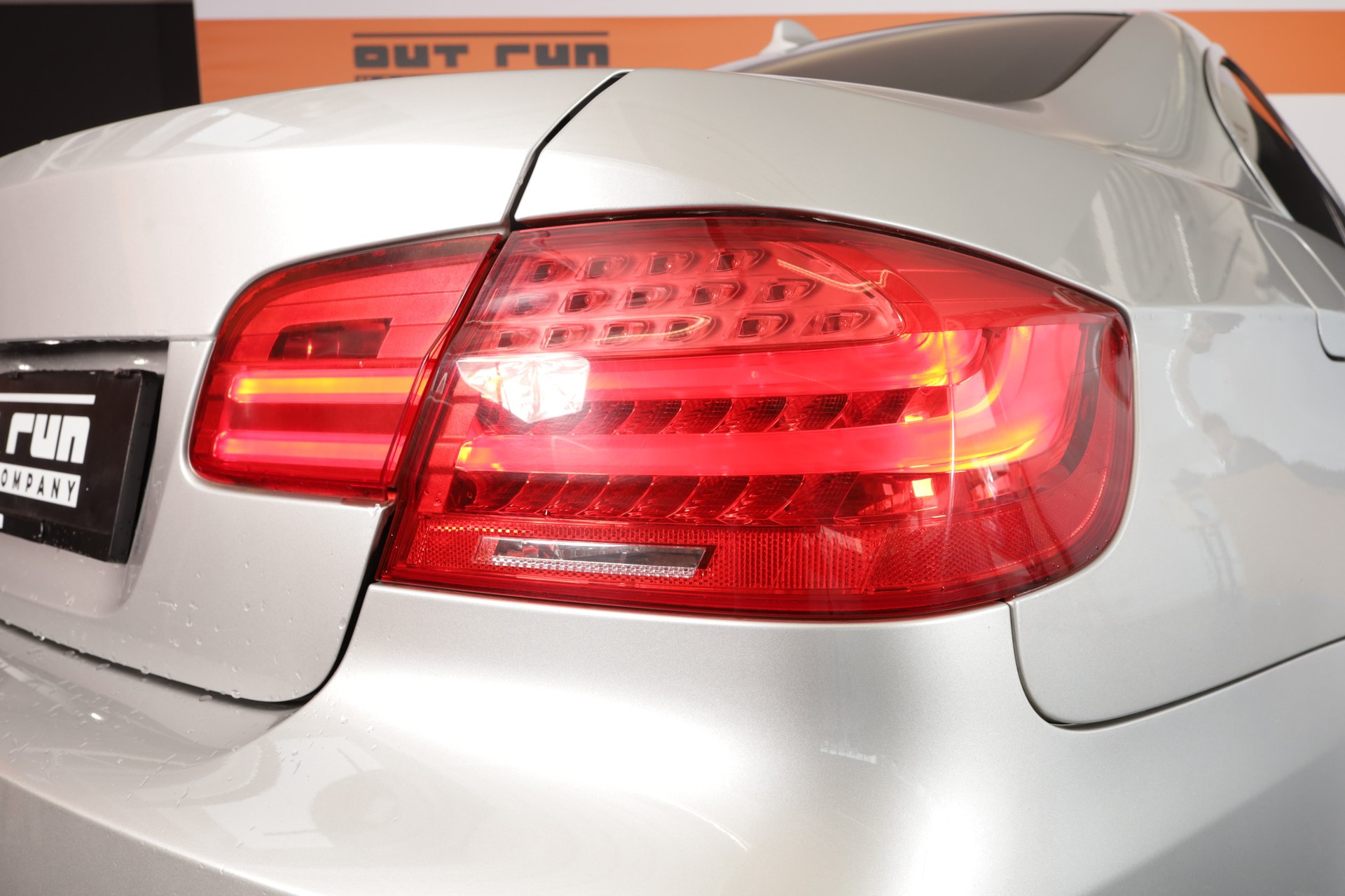 BMW 330d xDrive Coupé Steptronic-image-15