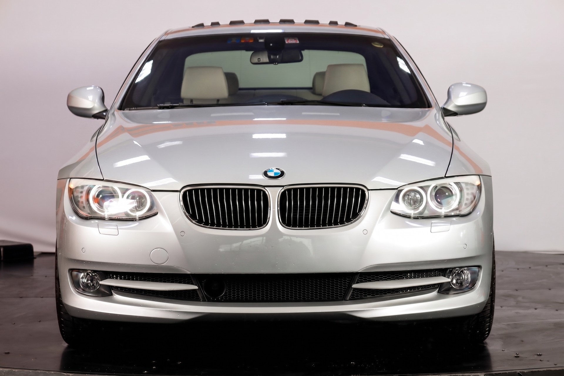 BMW 330d xDrive Coupé Steptronic-image-1