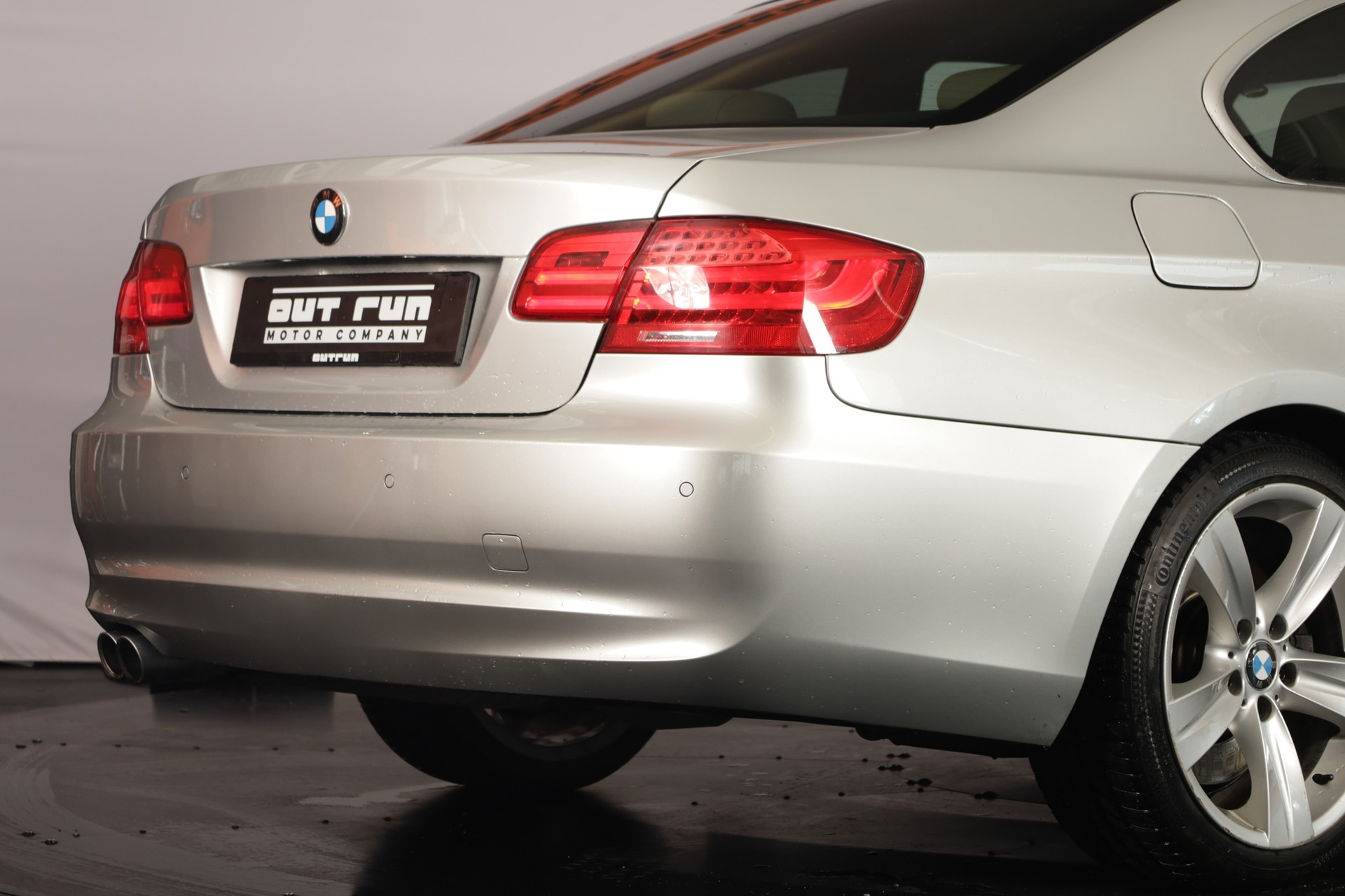 BMW 330d xDrive Coupé Steptronic-image-8