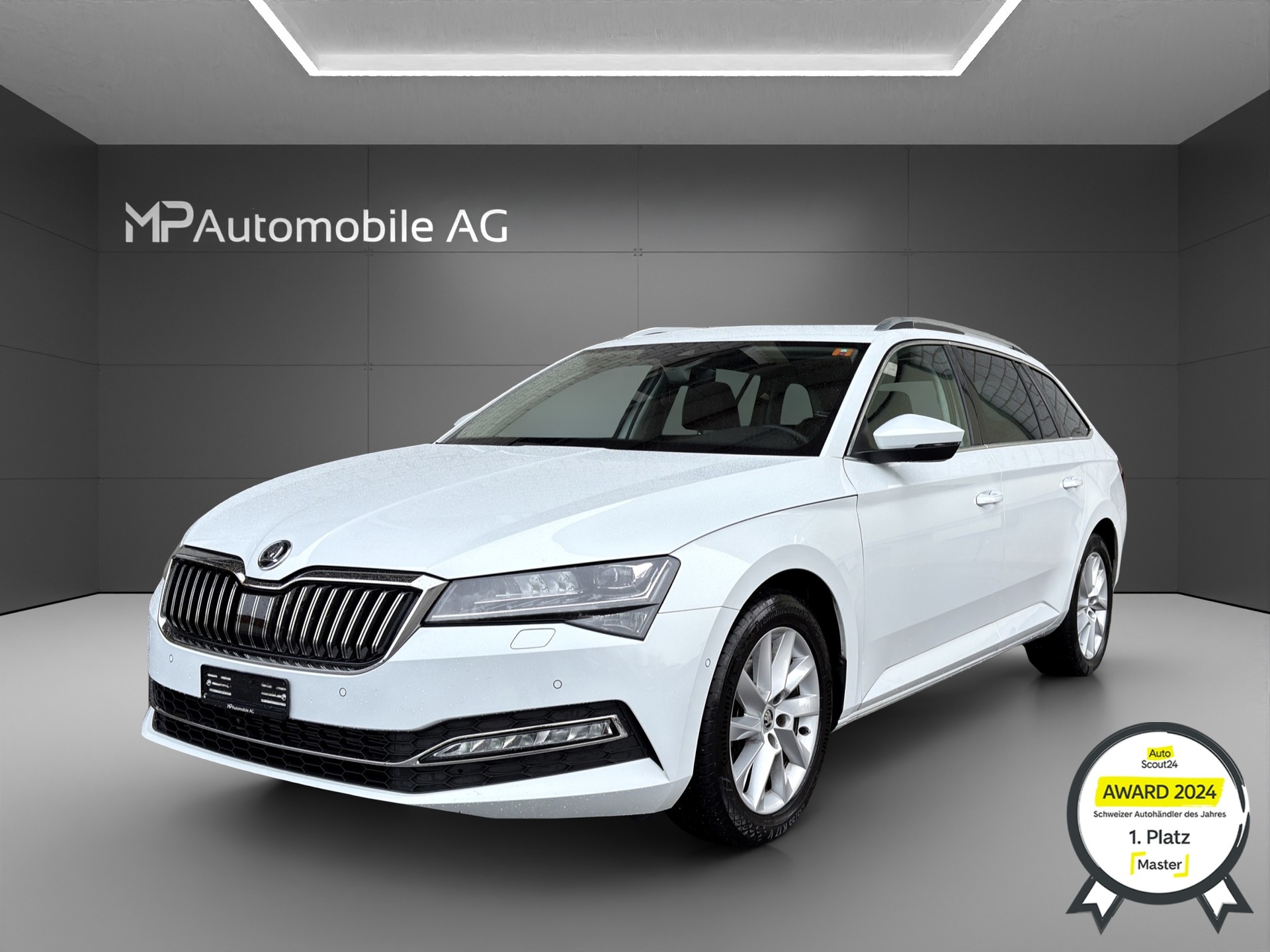 SKODA Superb Combi 2.0 TDi Style 4x4 DSG-image-0