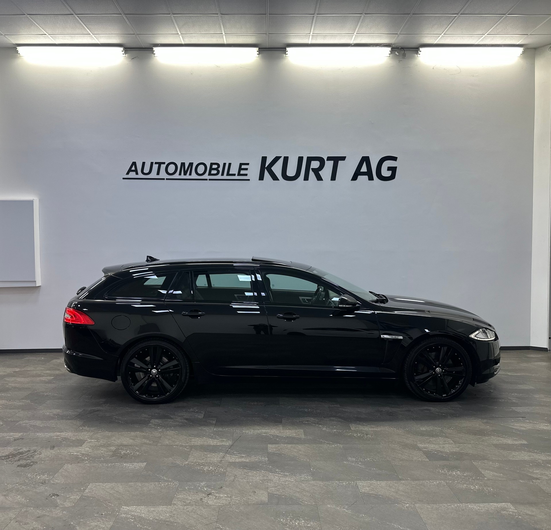 JAGUAR XF Sportbrake 3.0d S V6 Premium Luxury-image-5