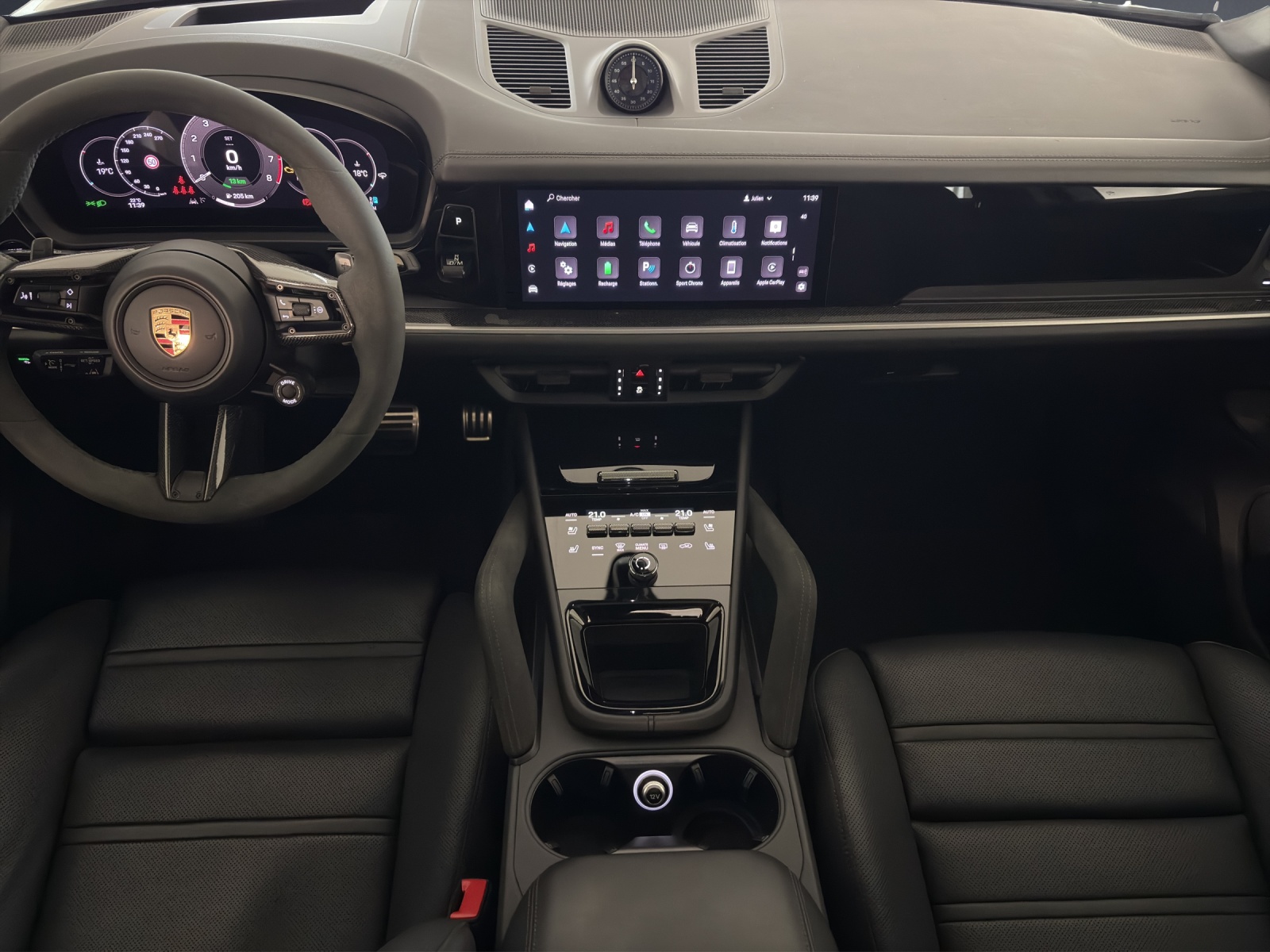 PORSCHE CayenneCoupé E-Hybrid Tip-image-11