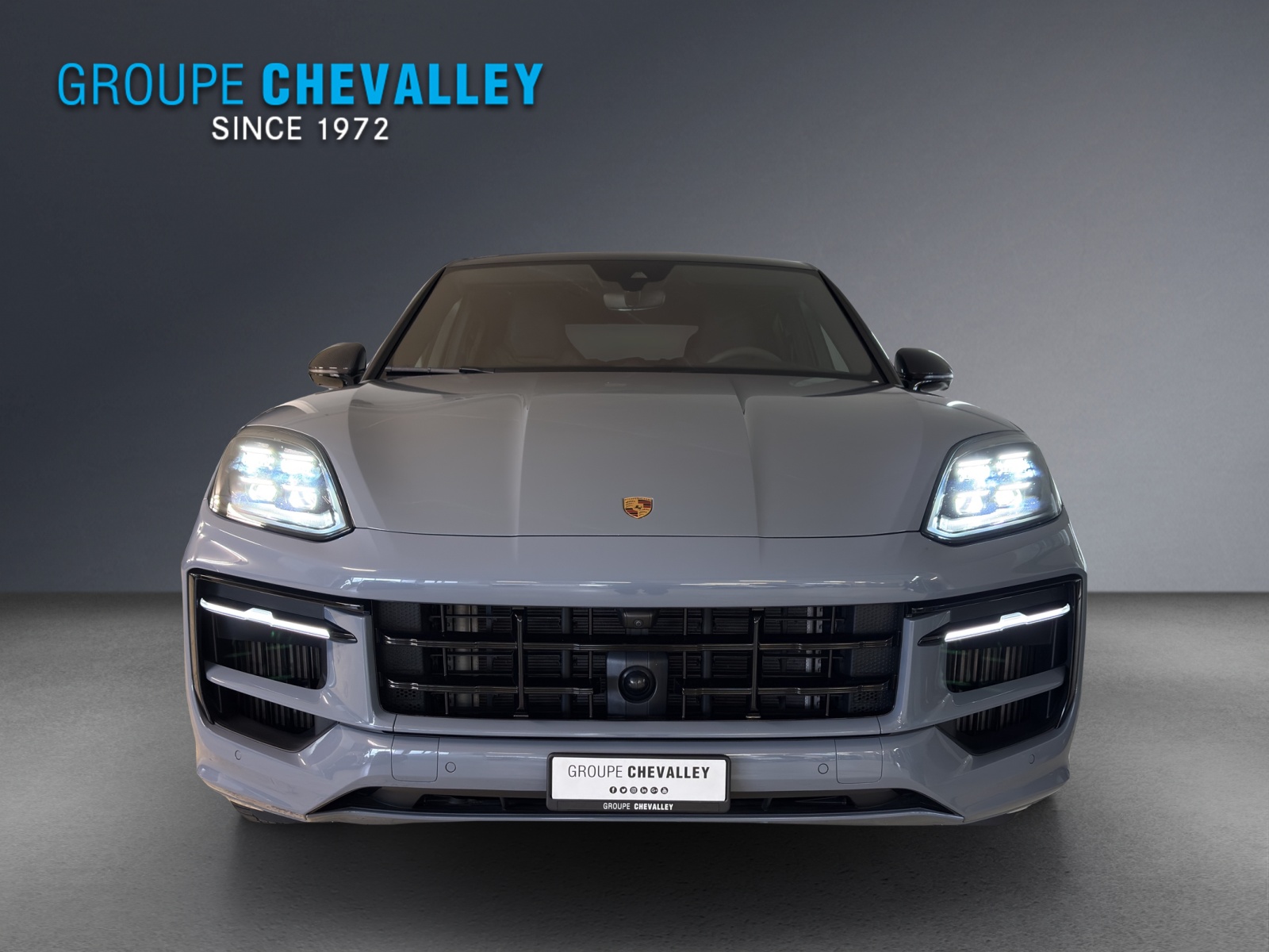PORSCHE CayenneCoupé E-Hybrid Tip-image-1