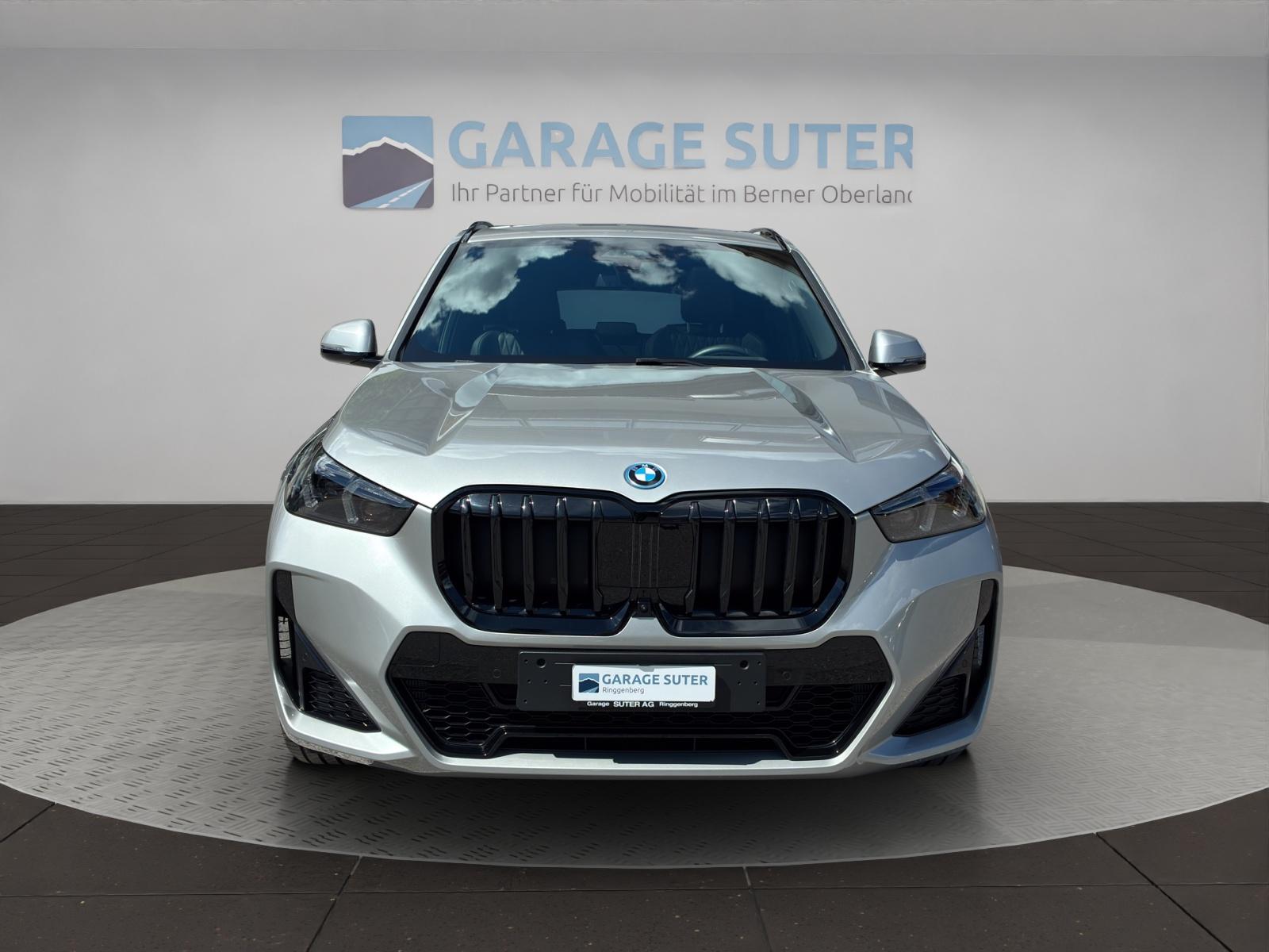 BMW X1 30e xDrive paddles-image-7