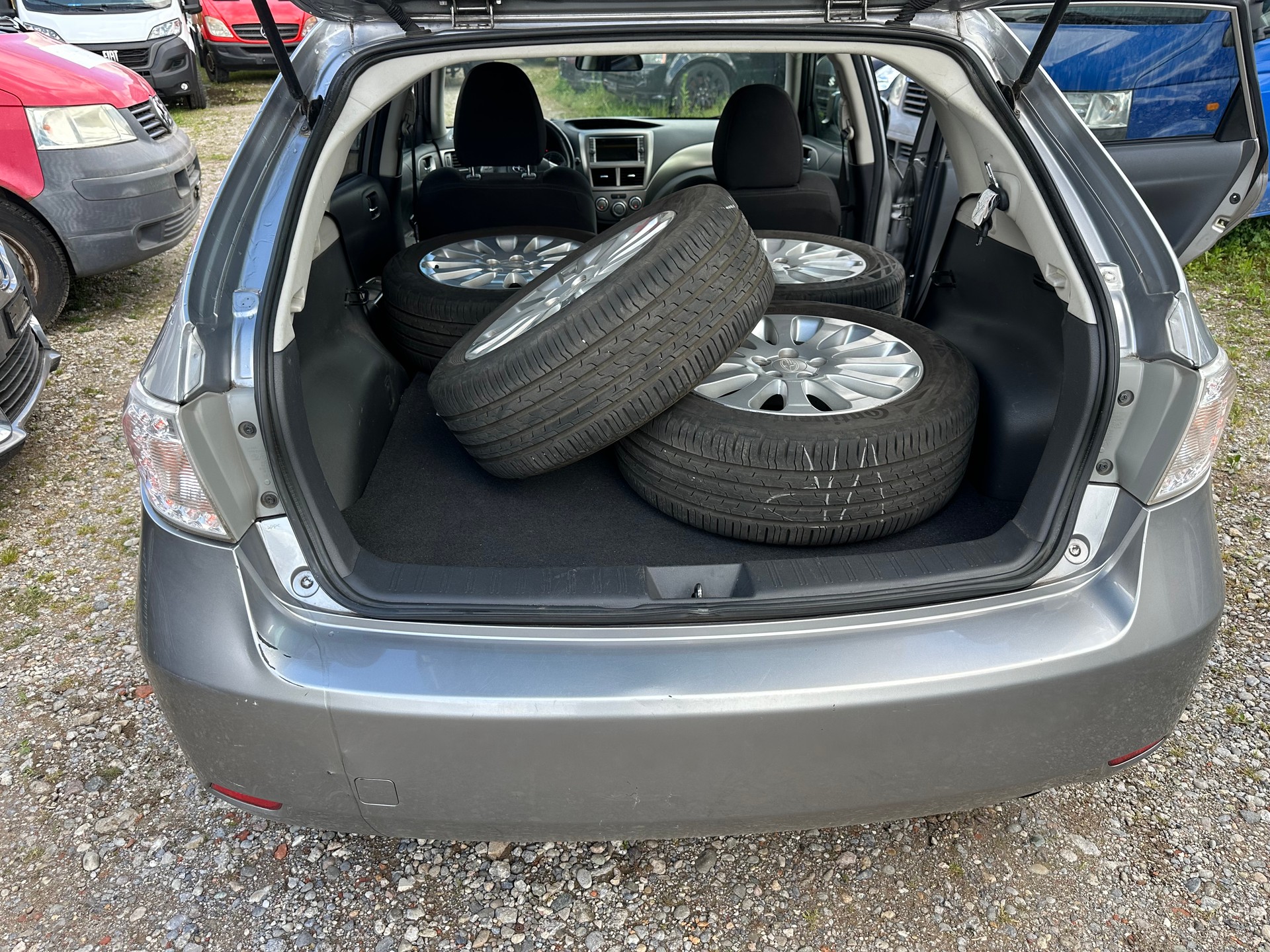 SUBARU Impreza 2.0R Comfort Automatic-image-6