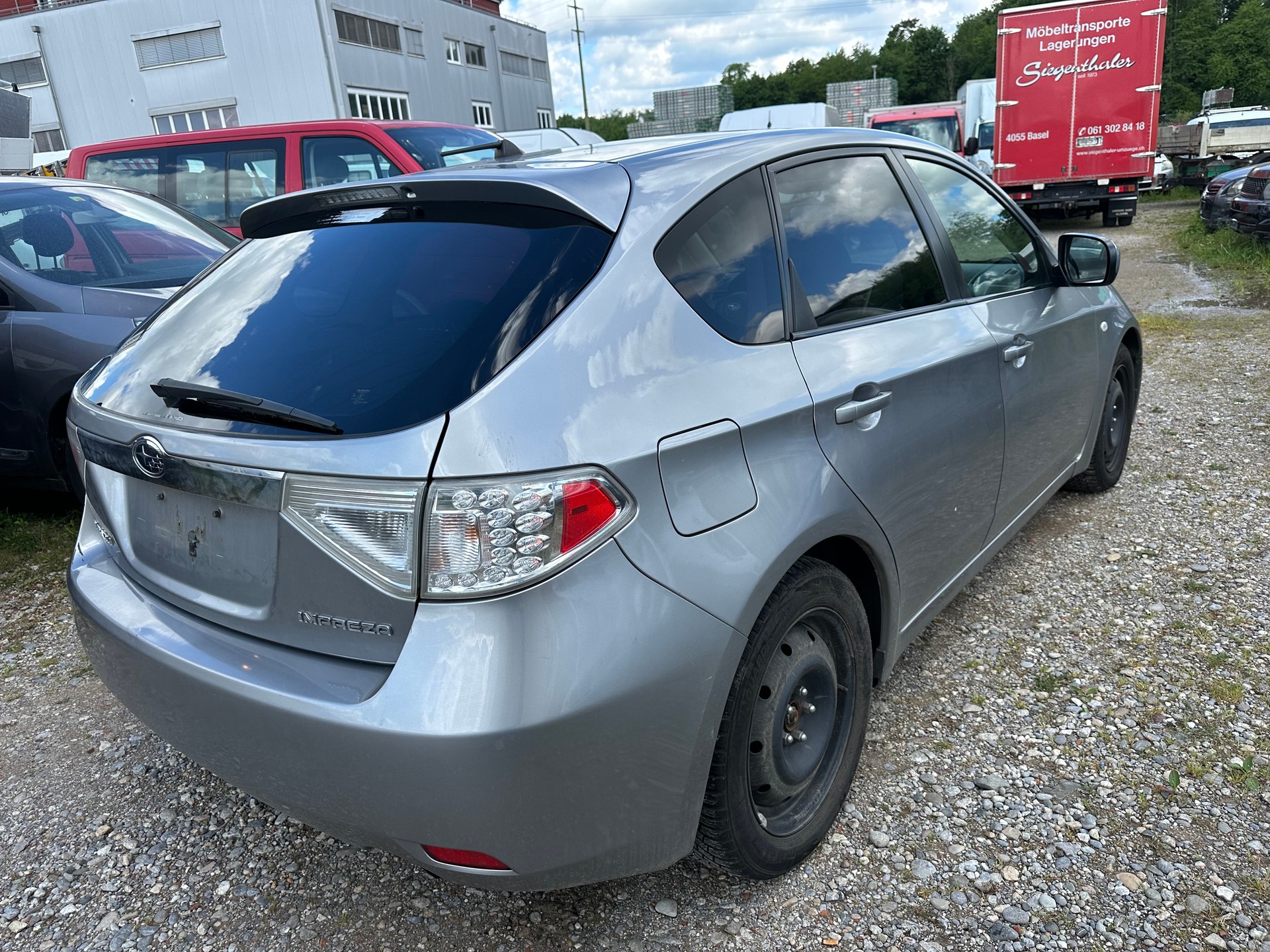 SUBARU Impreza 2.0R Comfort Automatic-image-3