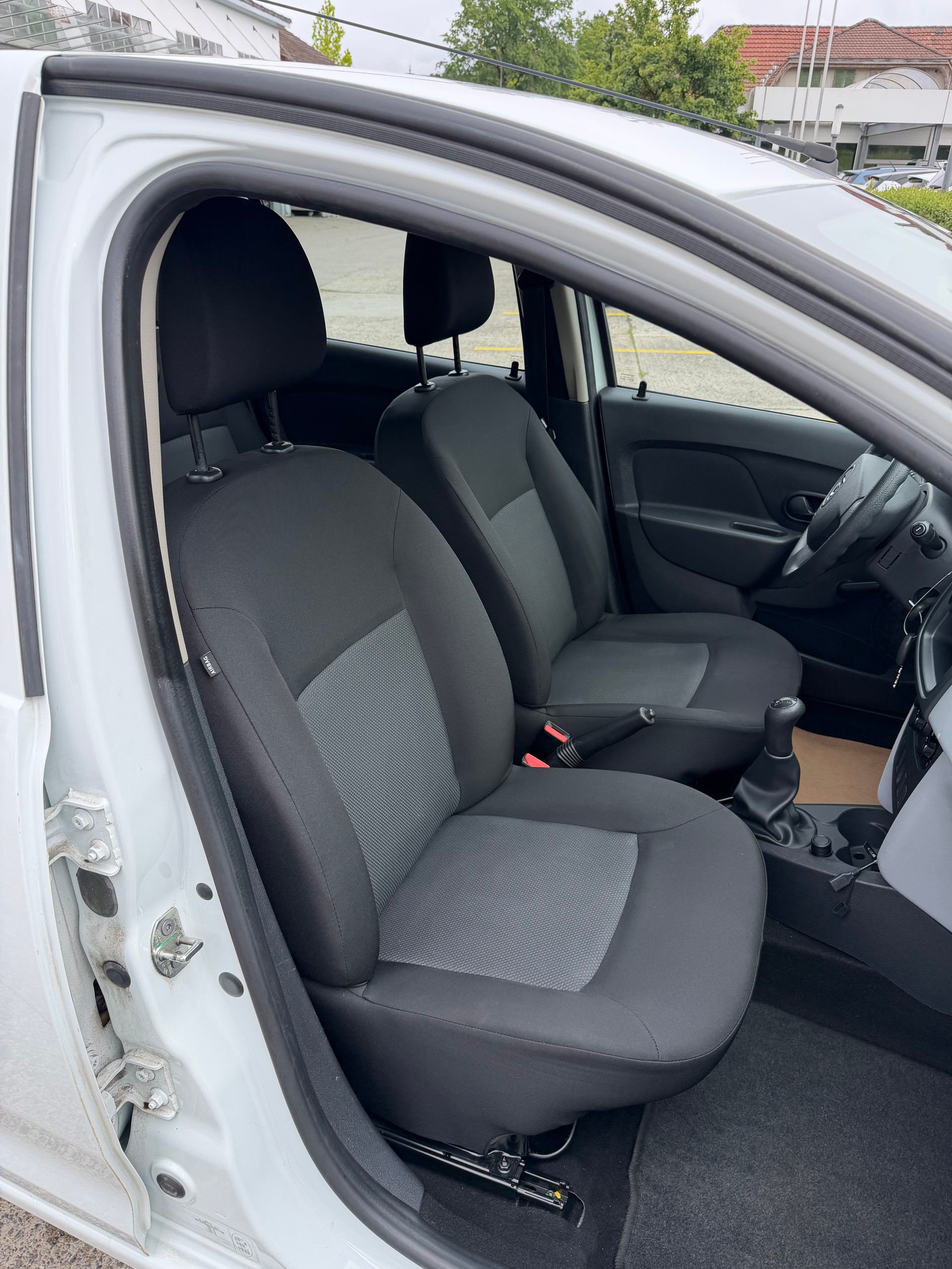DACIA Sandero 1.2-image-13
