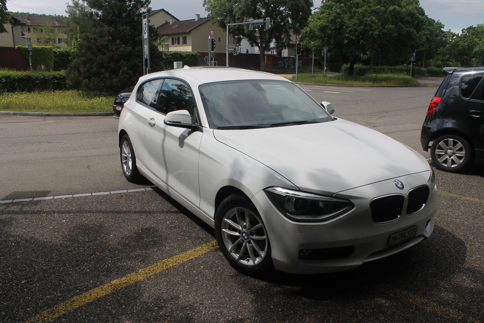 BMW 116i-image-0
