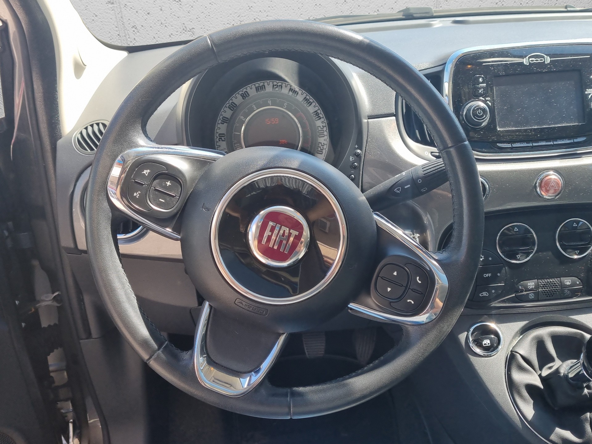 FIAT 500 0.9 Twinair Turbo Lounge-image-10
