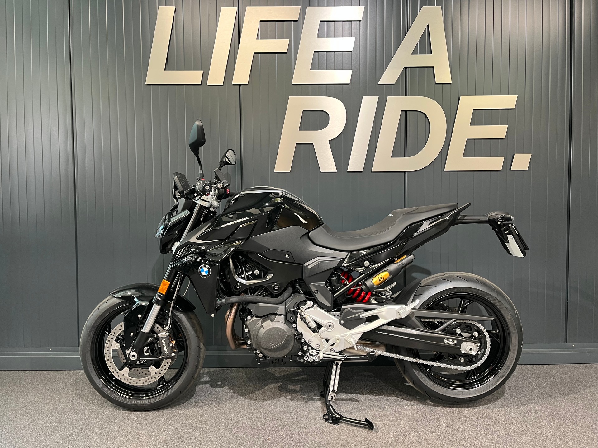 BMW F 900 R A2 (35kW)-showroom-element-2