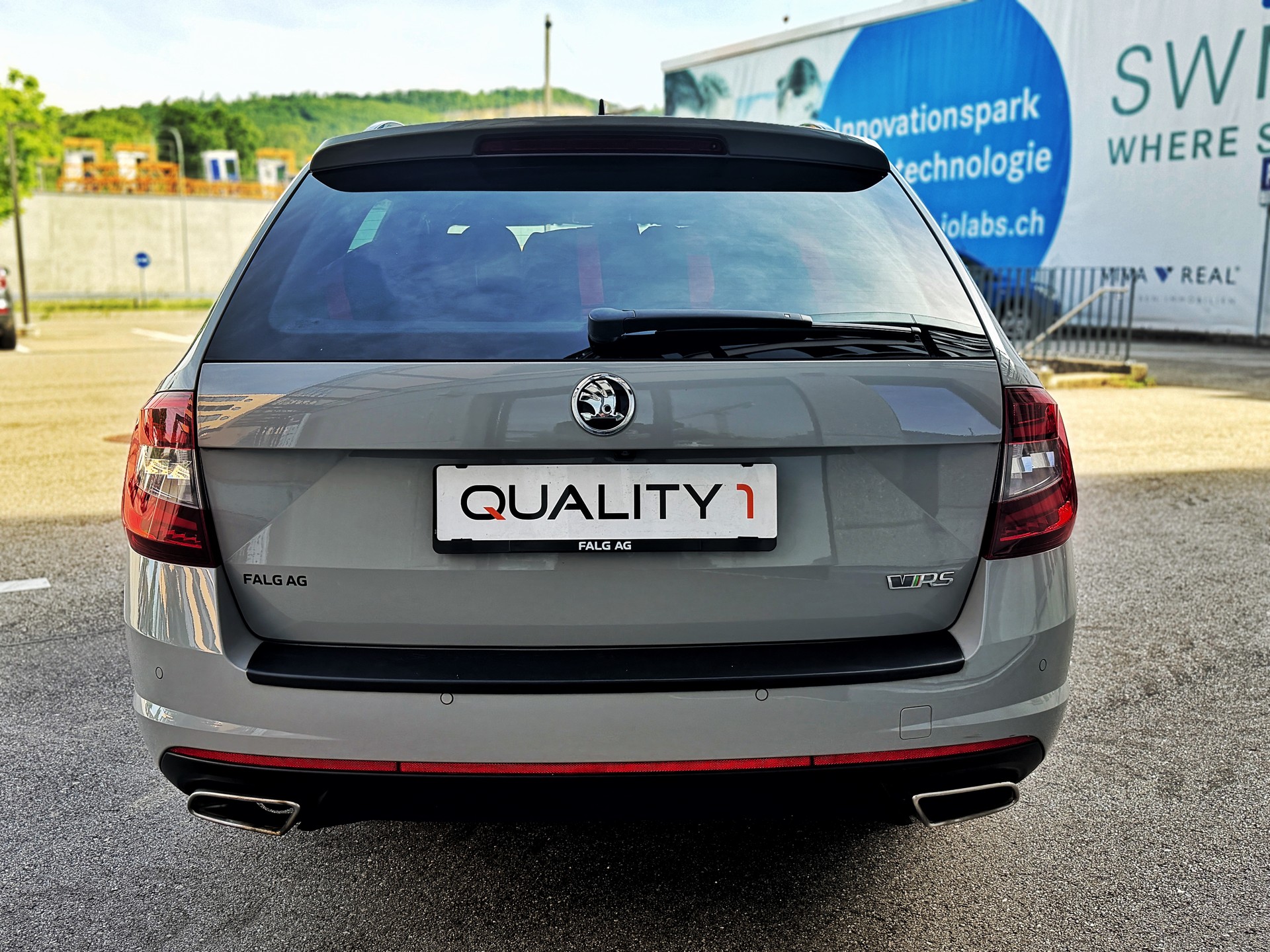 SKODA Octavia Combi 2.0 TDI RS 4x4 DSG-showroom-element-3