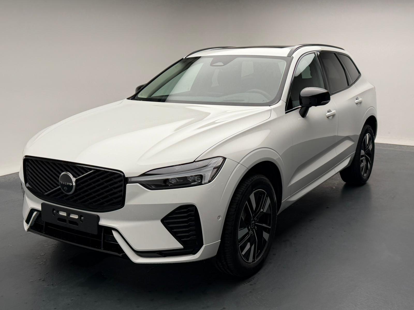 VOLVO XC60 2.0 T6 TE Ultra Dark eAWD-image-0