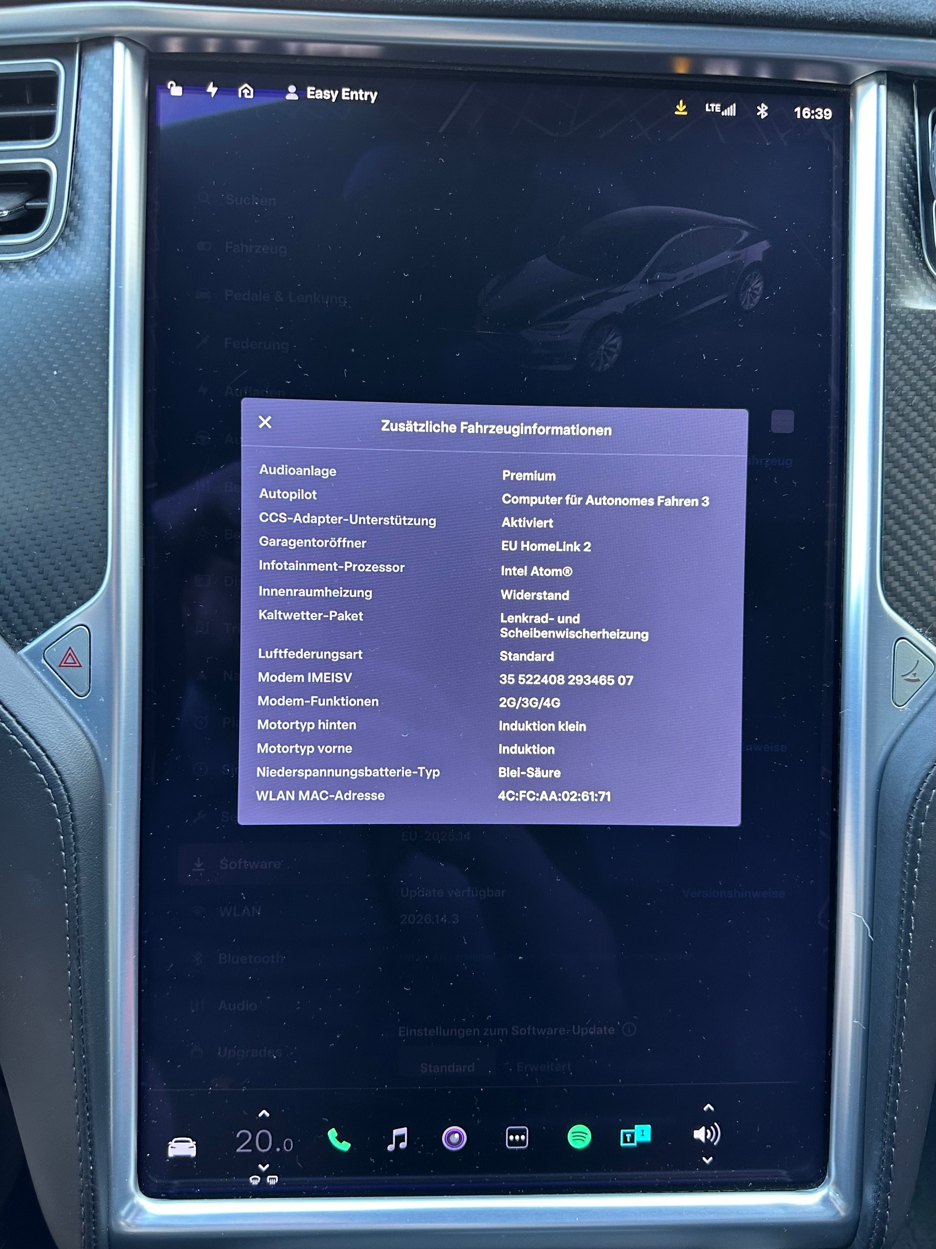 TESLA Model S 90 D-image-12