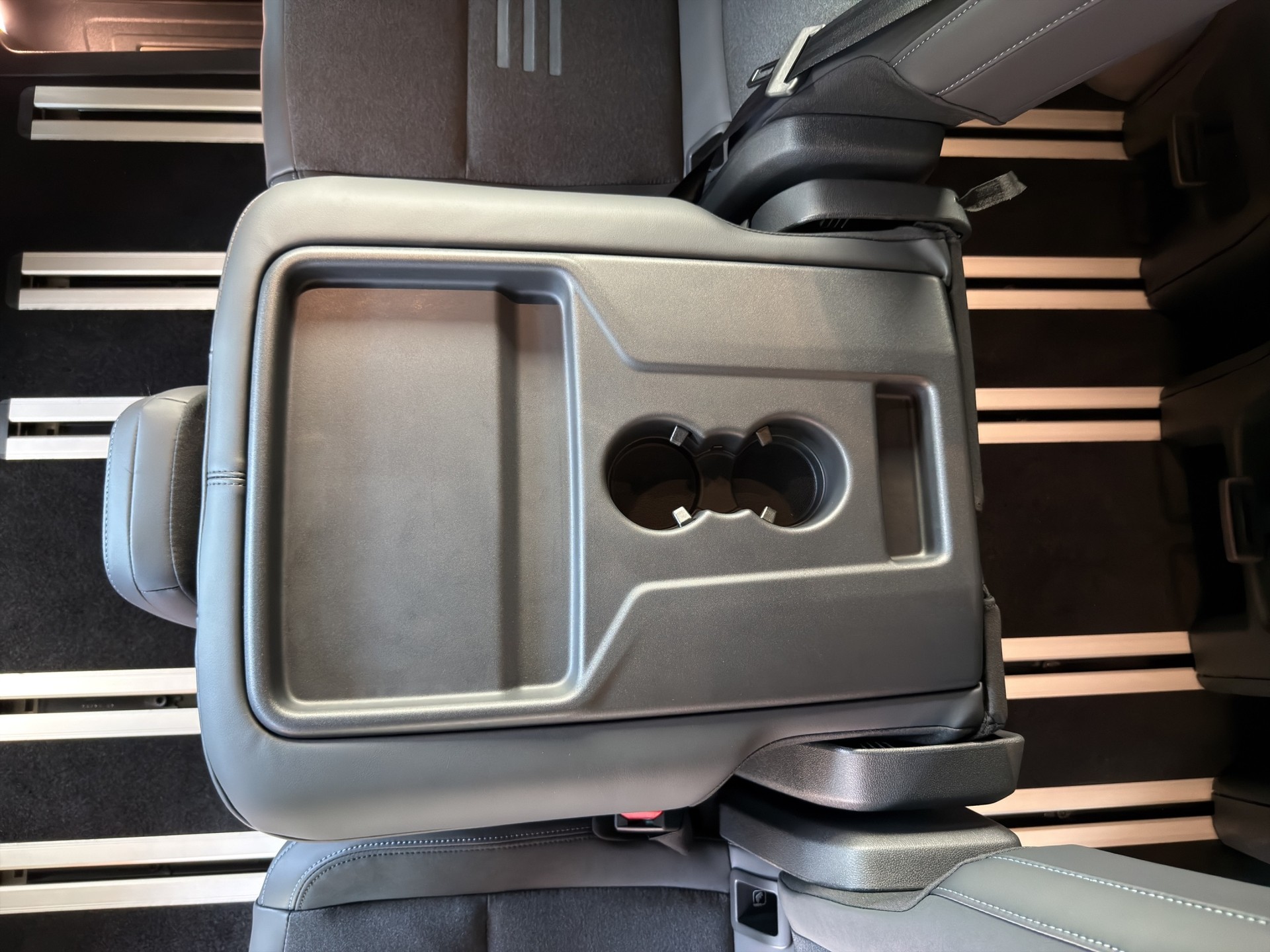 FORD Tourneo Bus 320 L2H1 Active Automat-image-19