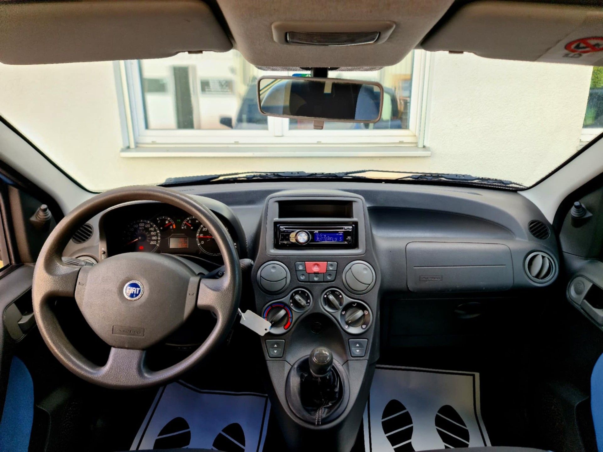 FIAT Panda 1.2 4x4 (Trekking)-image-10