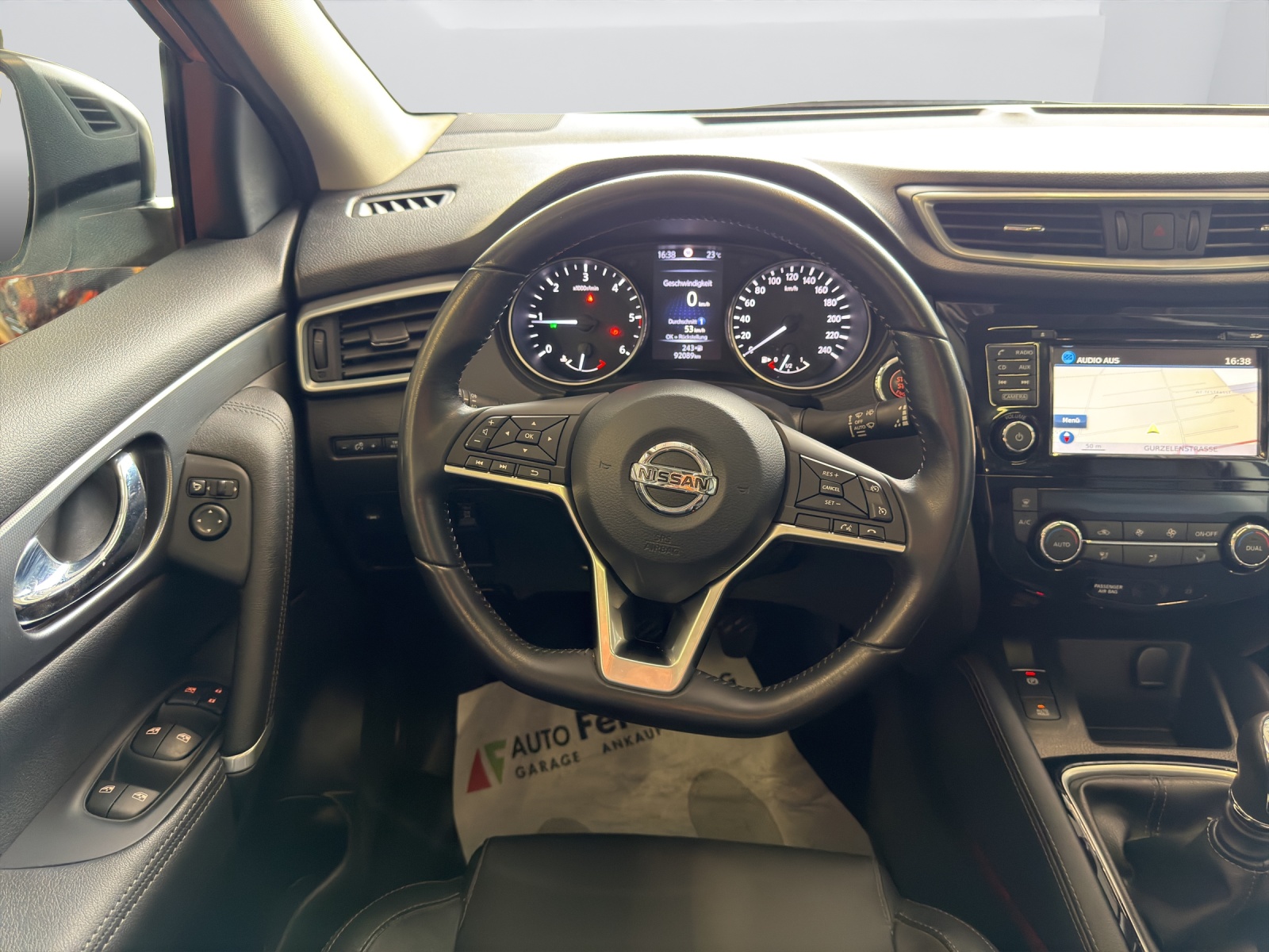 NISSAN Qashqai 1.6 dCi tekna ALL-MODE 4x4-image-14