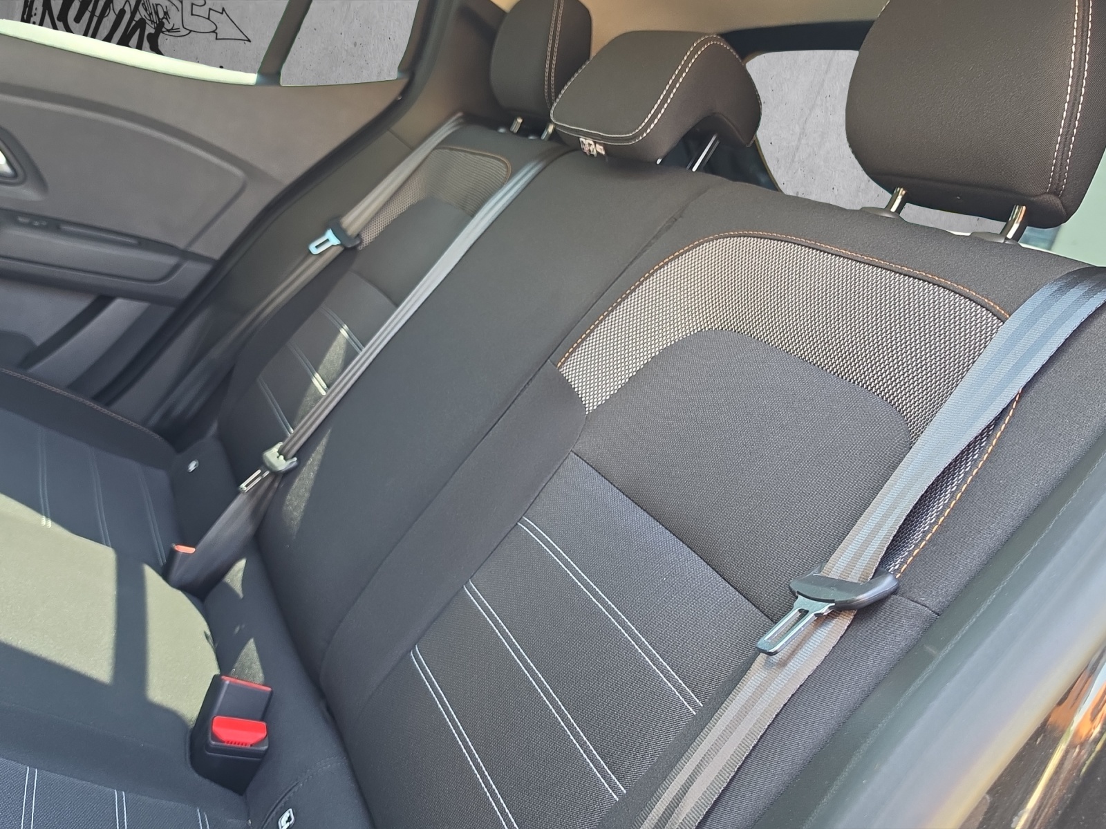 DACIA Sandero Stepway TCe 90 Comfort-image-9