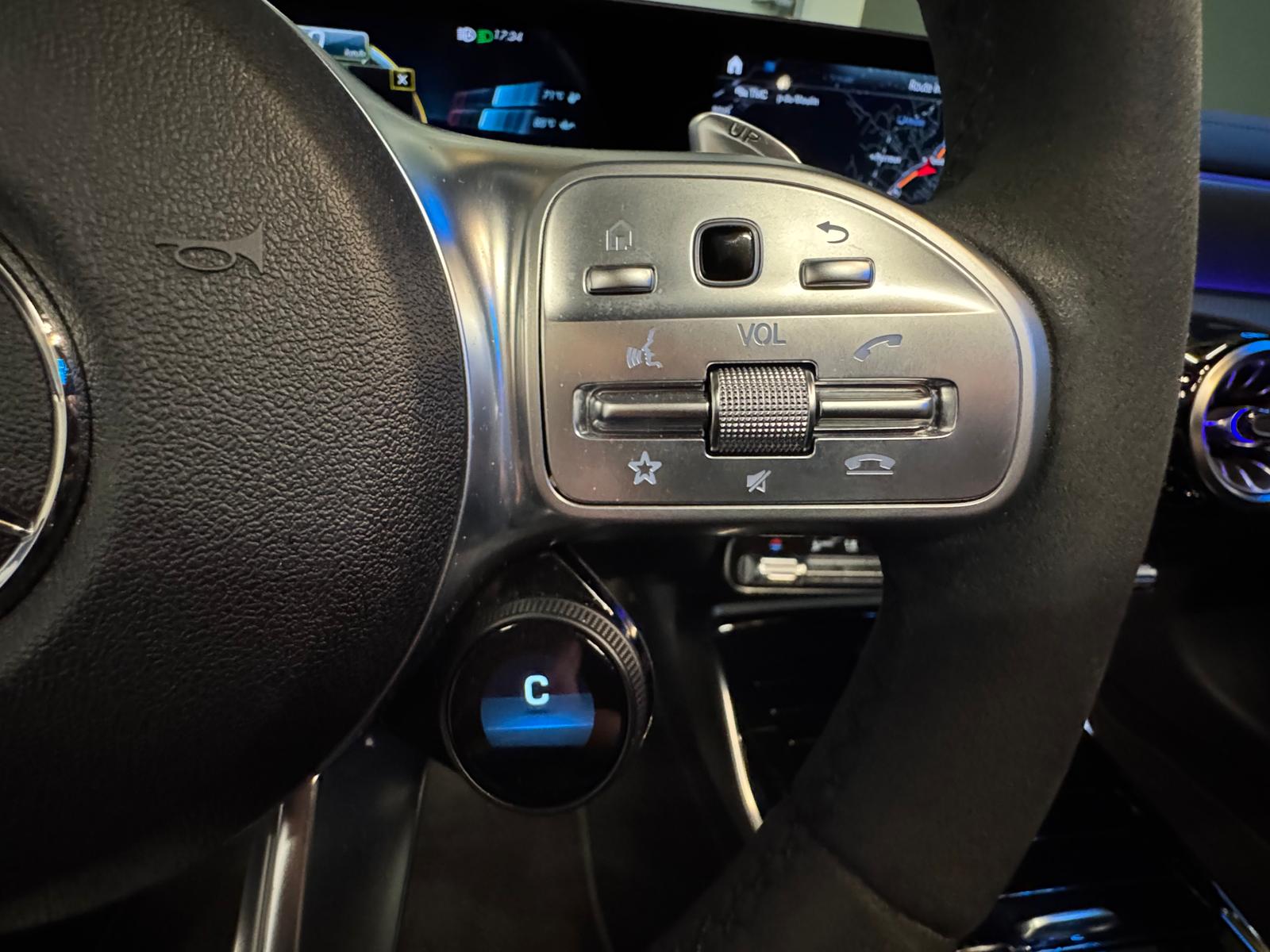 MERCEDES-BENZ A 45 S AMG 4Matic+ Speedshift-image-18