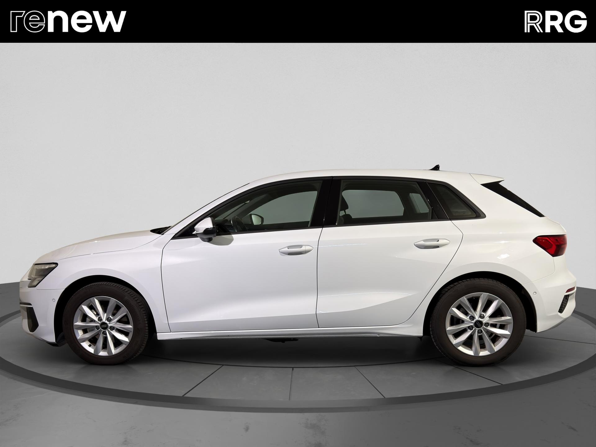 AUDI A3 Sportback 35 TFSI Attraction-image-5