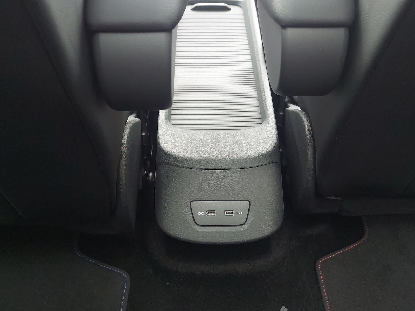VW ID.3 GTX Performance 79 kWh GTX Fire+Ice-image-10