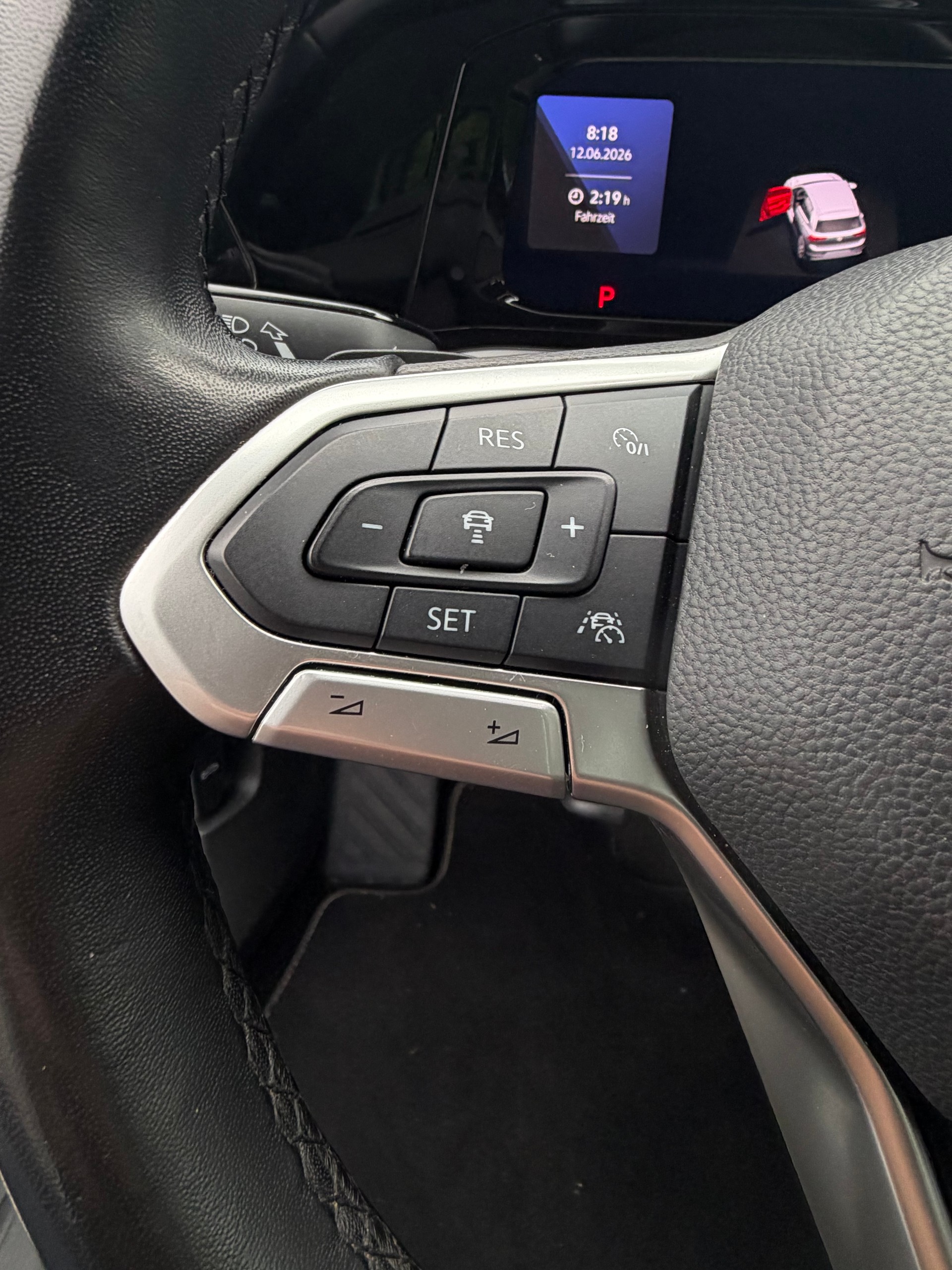 VW Golf Variant 2.0 TDI Life DSG-image-19