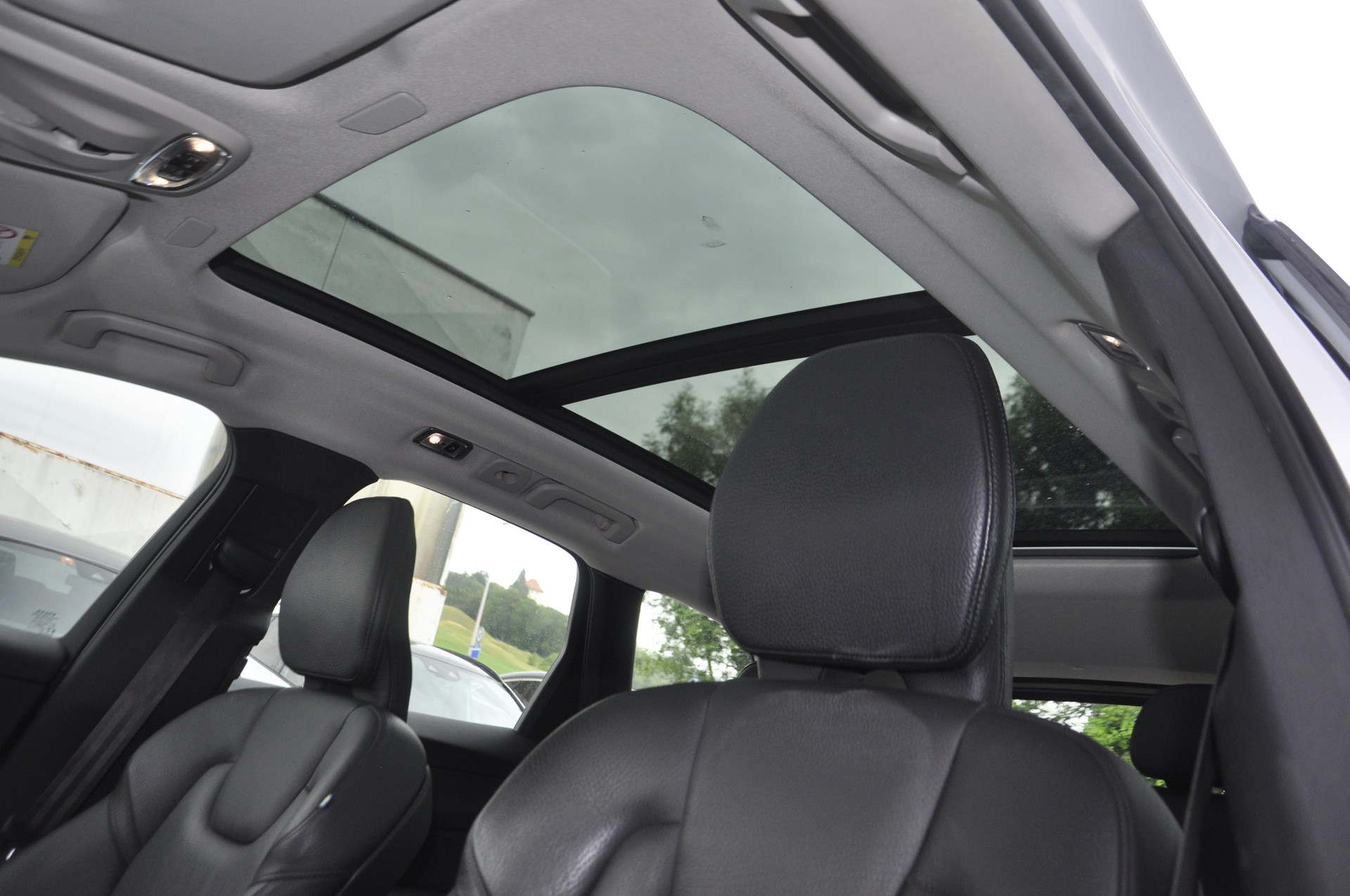 VOLVO XC60 T6 eAWD Inscription Geartronic-image-4