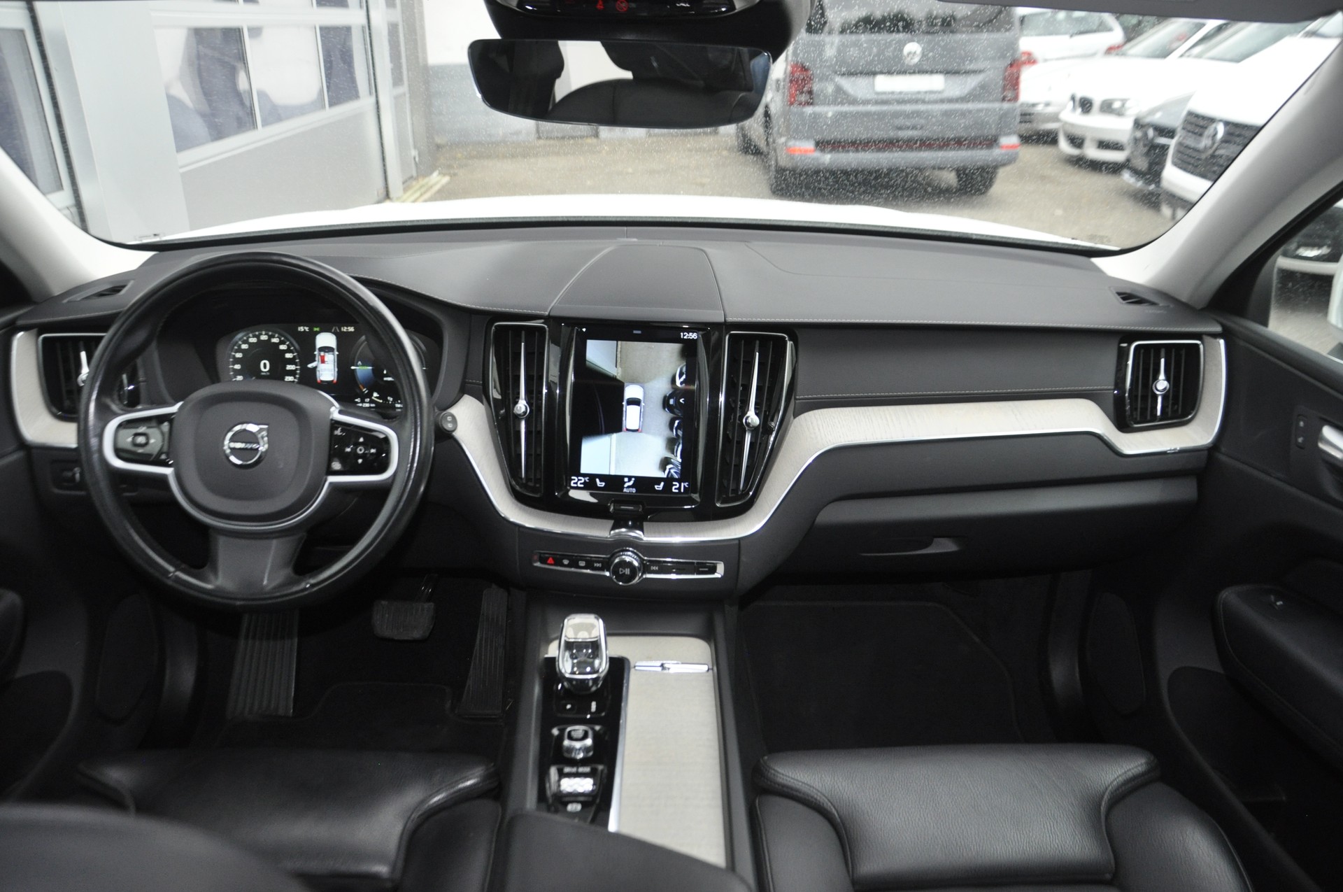 VOLVO XC60 T6 eAWD Inscription Geartronic-image-9