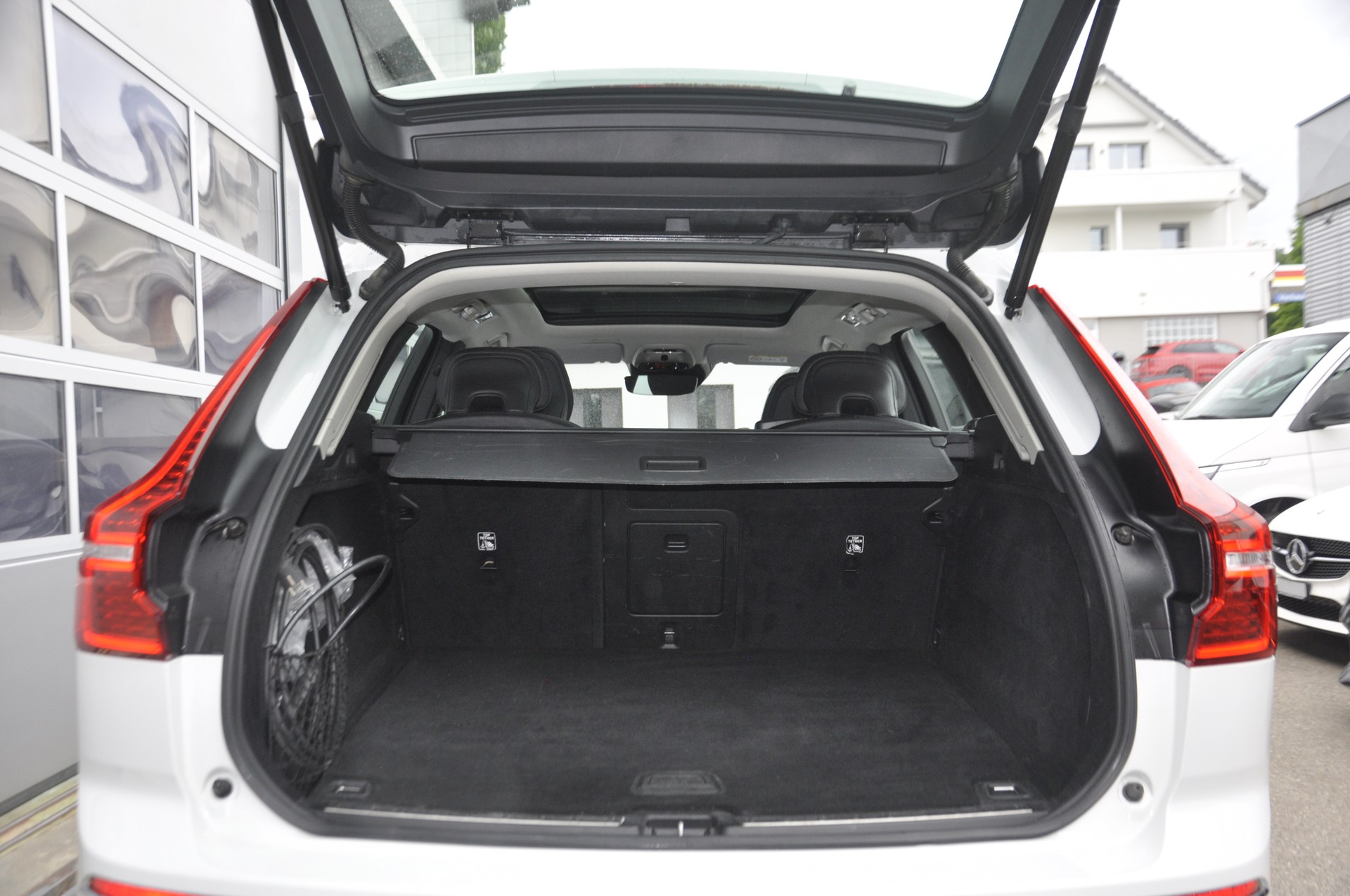 VOLVO XC60 T6 eAWD Inscription Geartronic-image-13