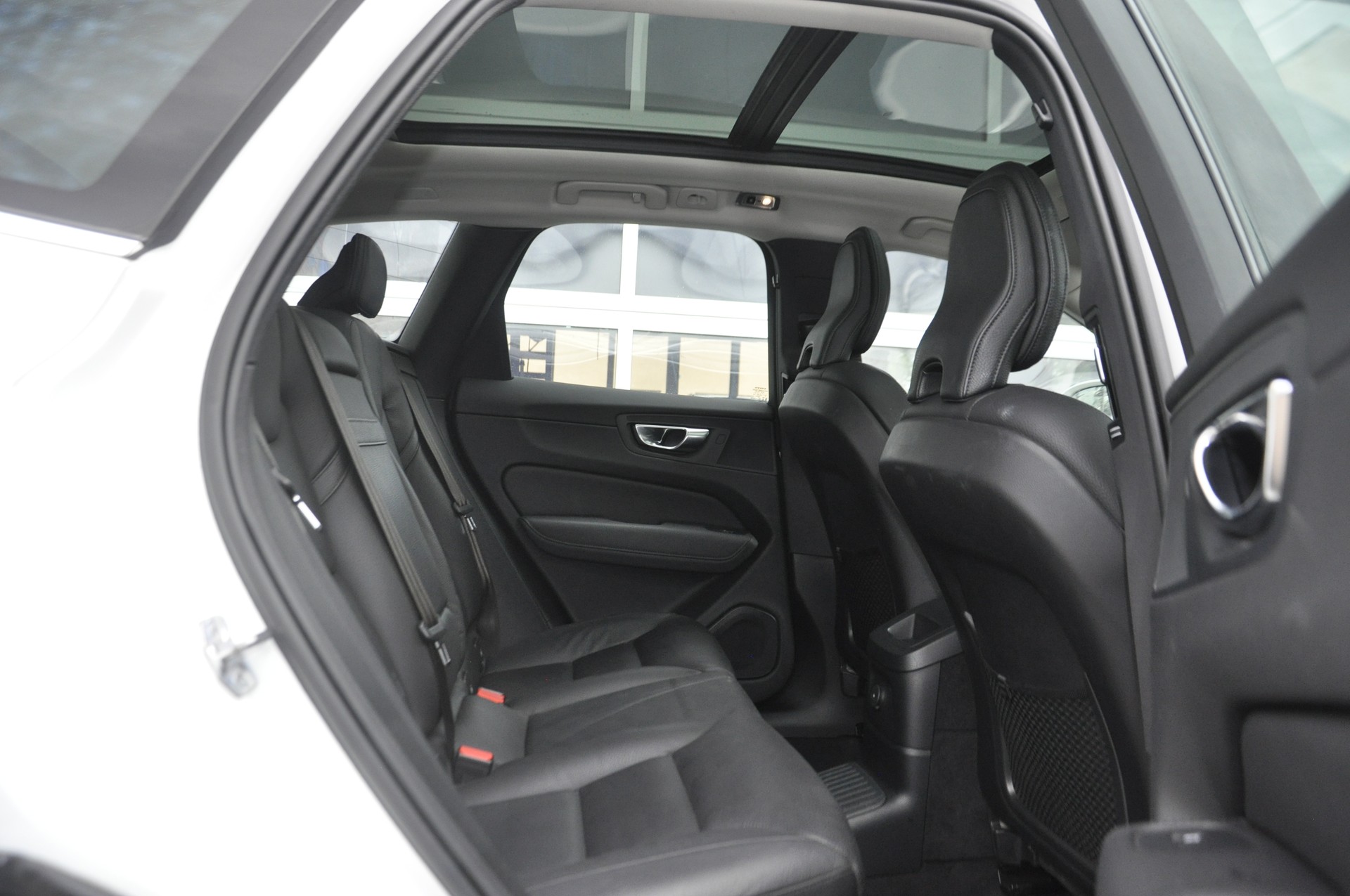 VOLVO XC60 T6 eAWD Inscription Geartronic-image-8