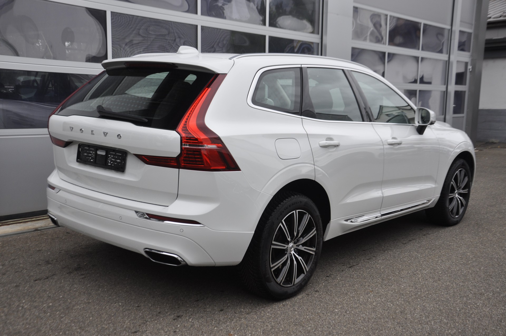 VOLVO XC60 T6 eAWD Inscription Geartronic-image-2