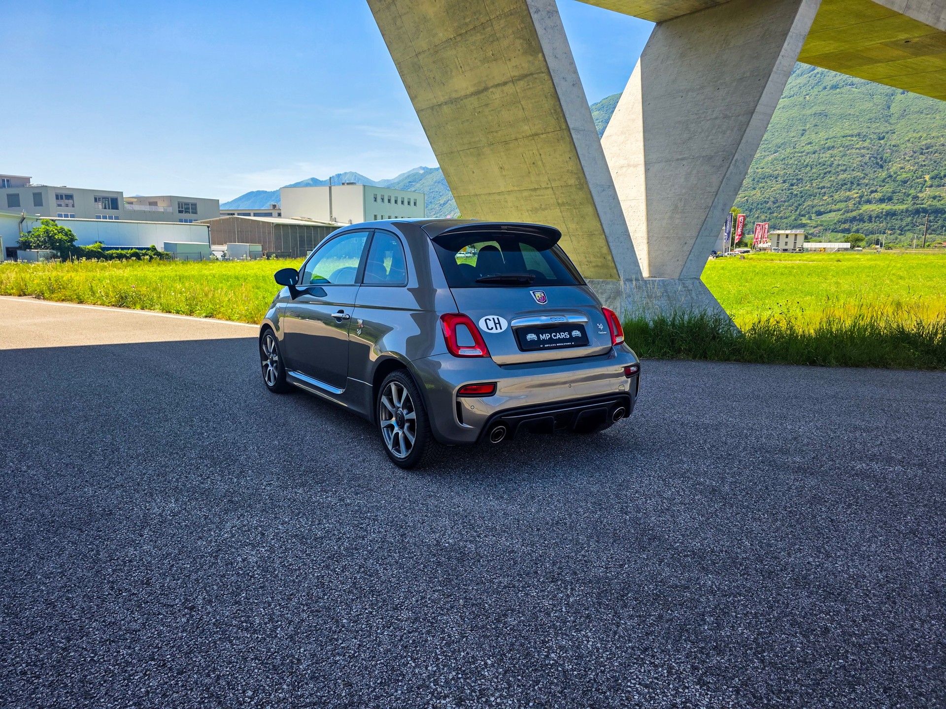 FIAT 595 1.4 16V Turbo Abarth Turismo-image-1