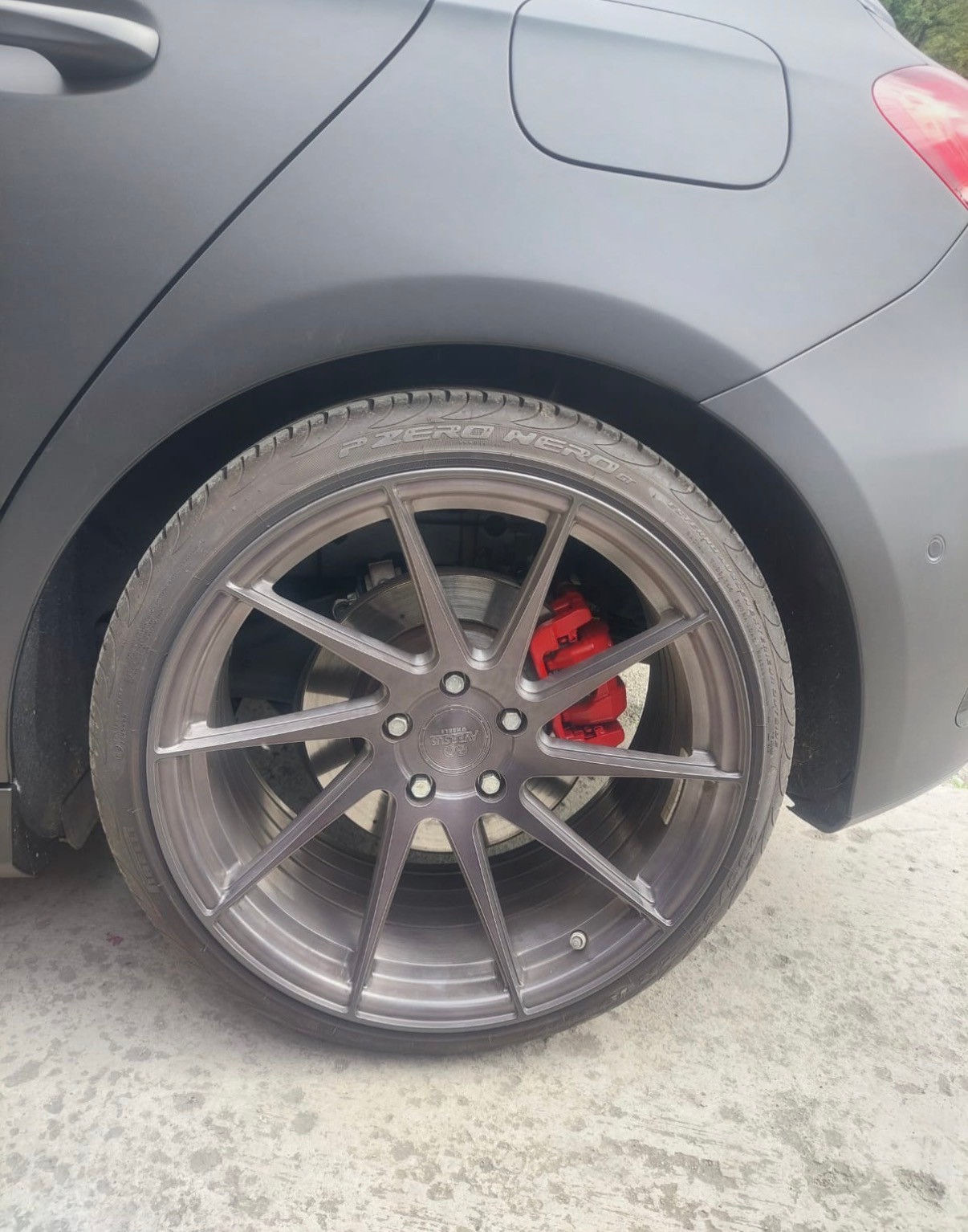 MERCEDES-BENZ A 220 AMG Line-image-9