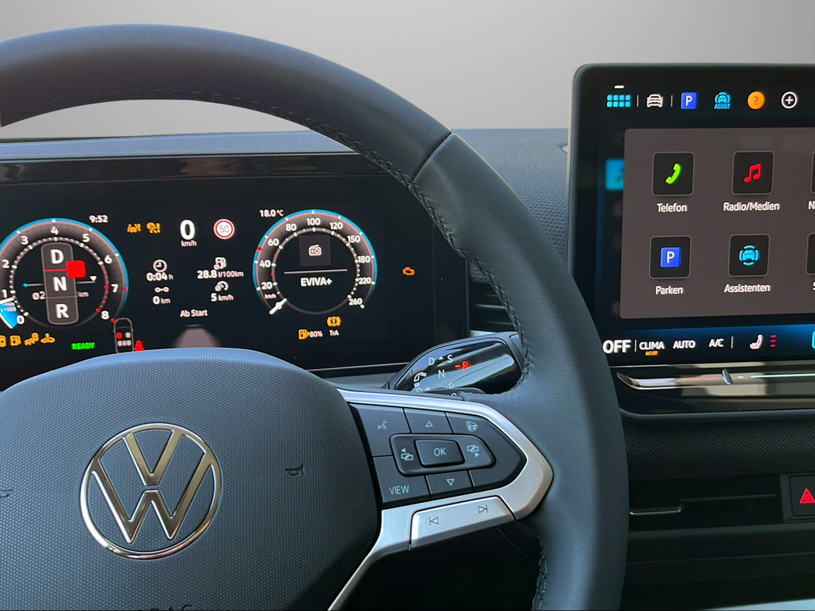 VW T-Roc 1.5 eTSI mHEV Life DSG-image-7