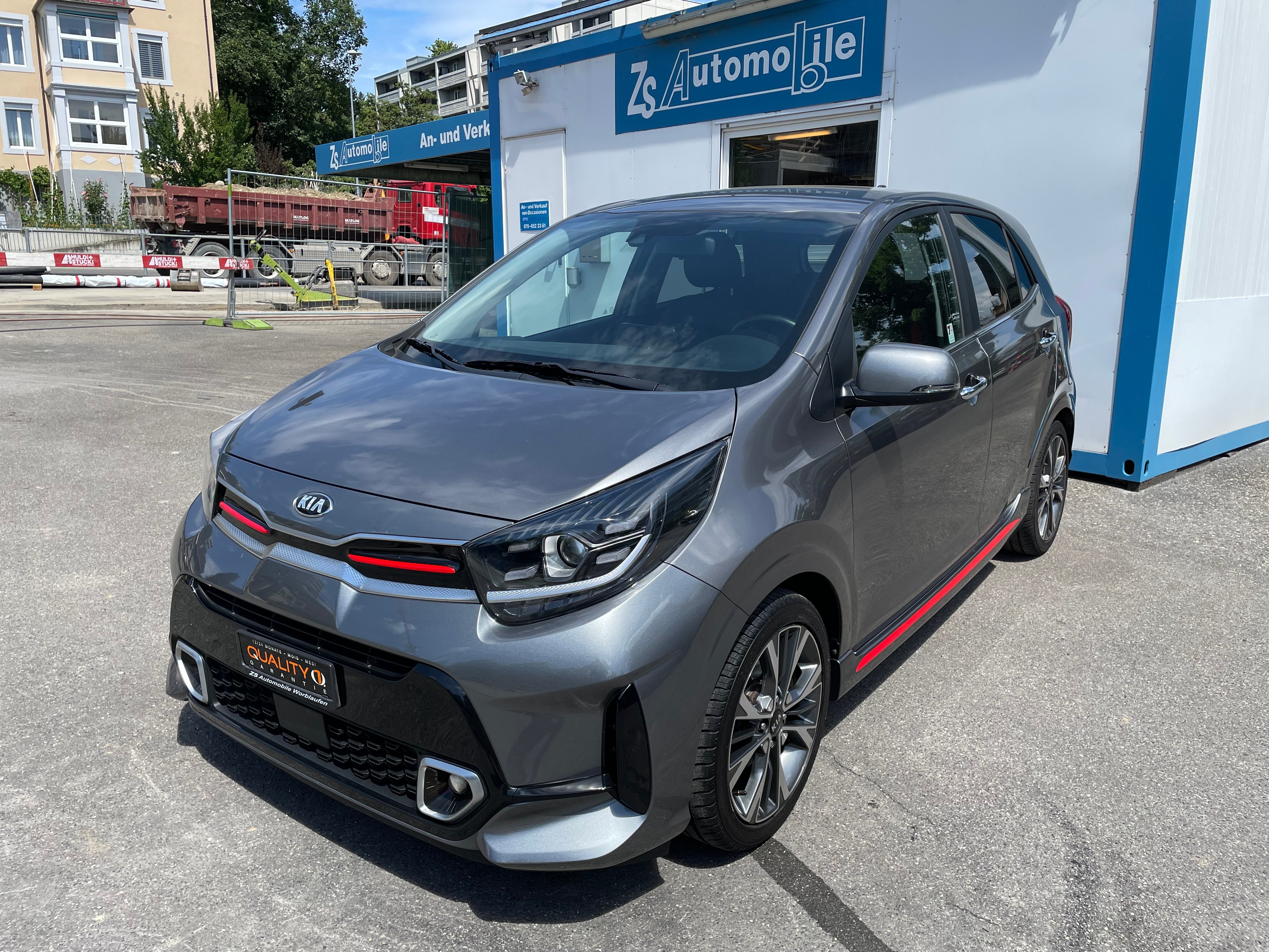Car photo