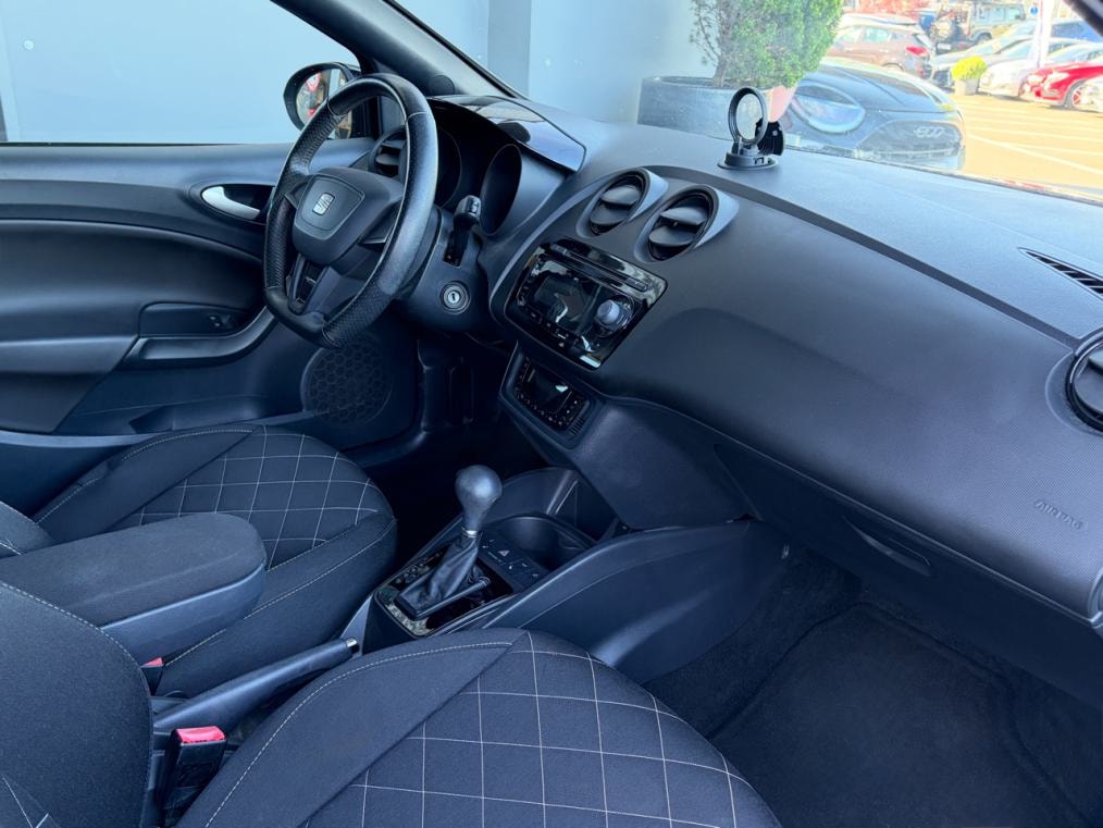SEAT Ibiza SC 1.4 TSI Cupra DSG-image-4