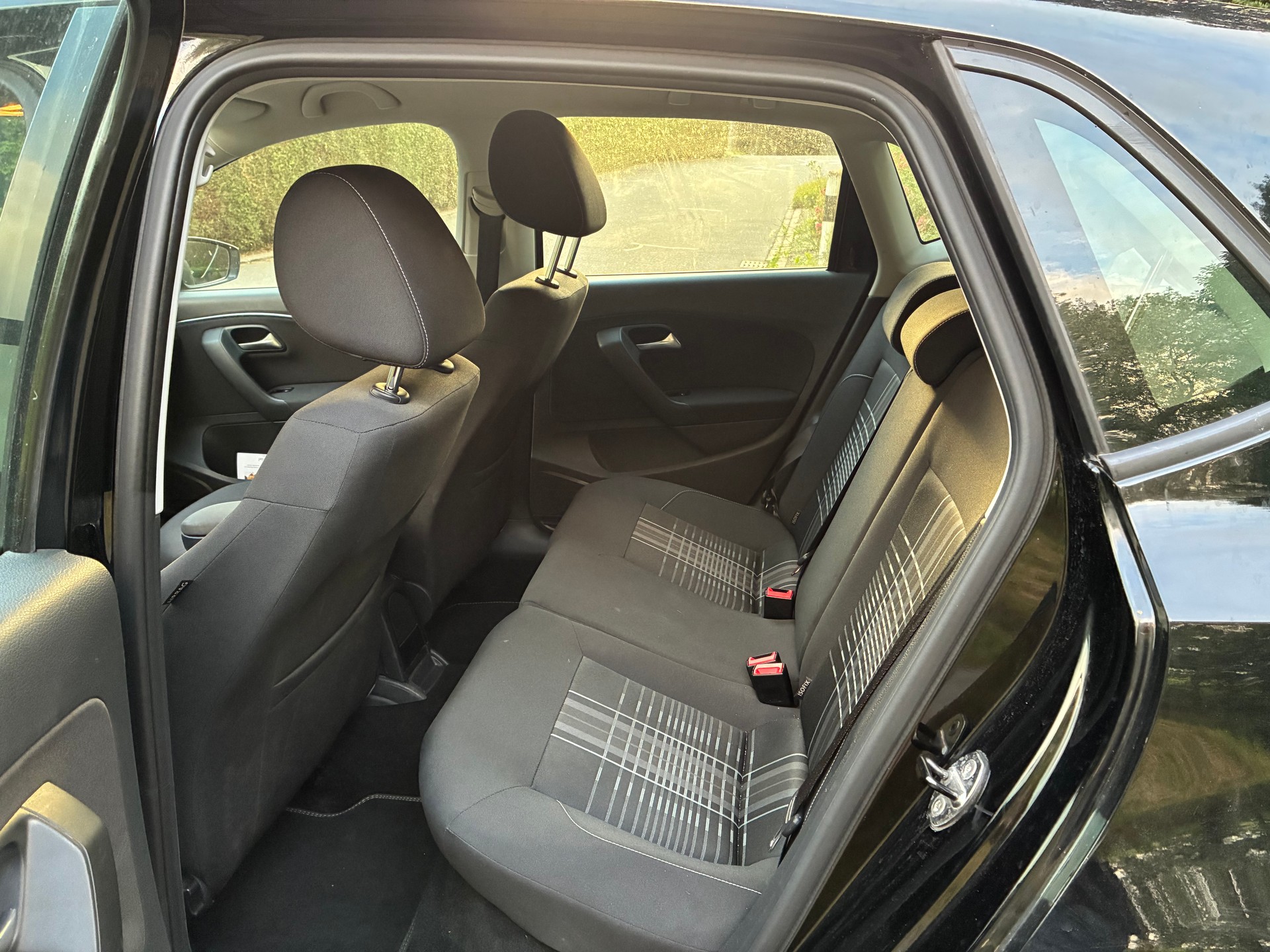 VW Polo 1.2 TSI BMT Lounge-image-6