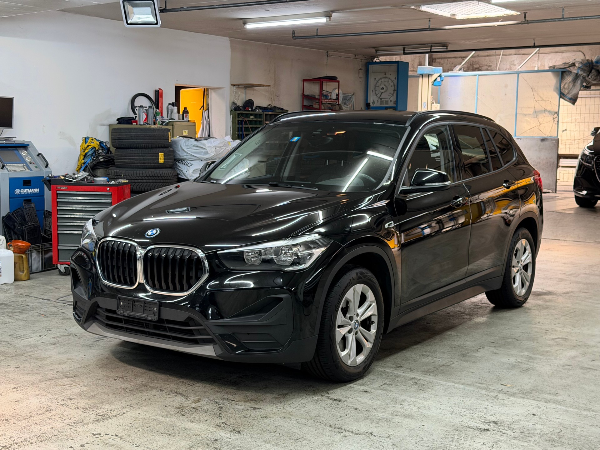 BMW X1 xDrive 25e Steptronic-image-5