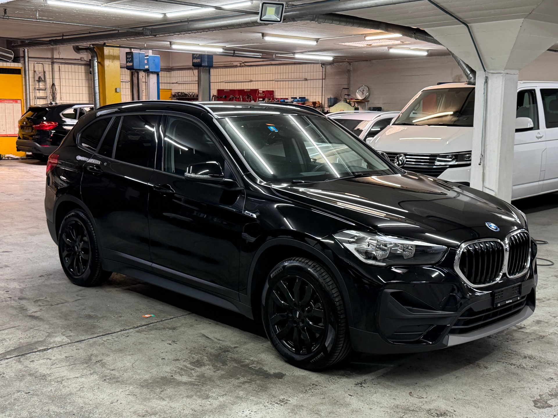 BMW X1 xDrive 25e Steptronic-image-14