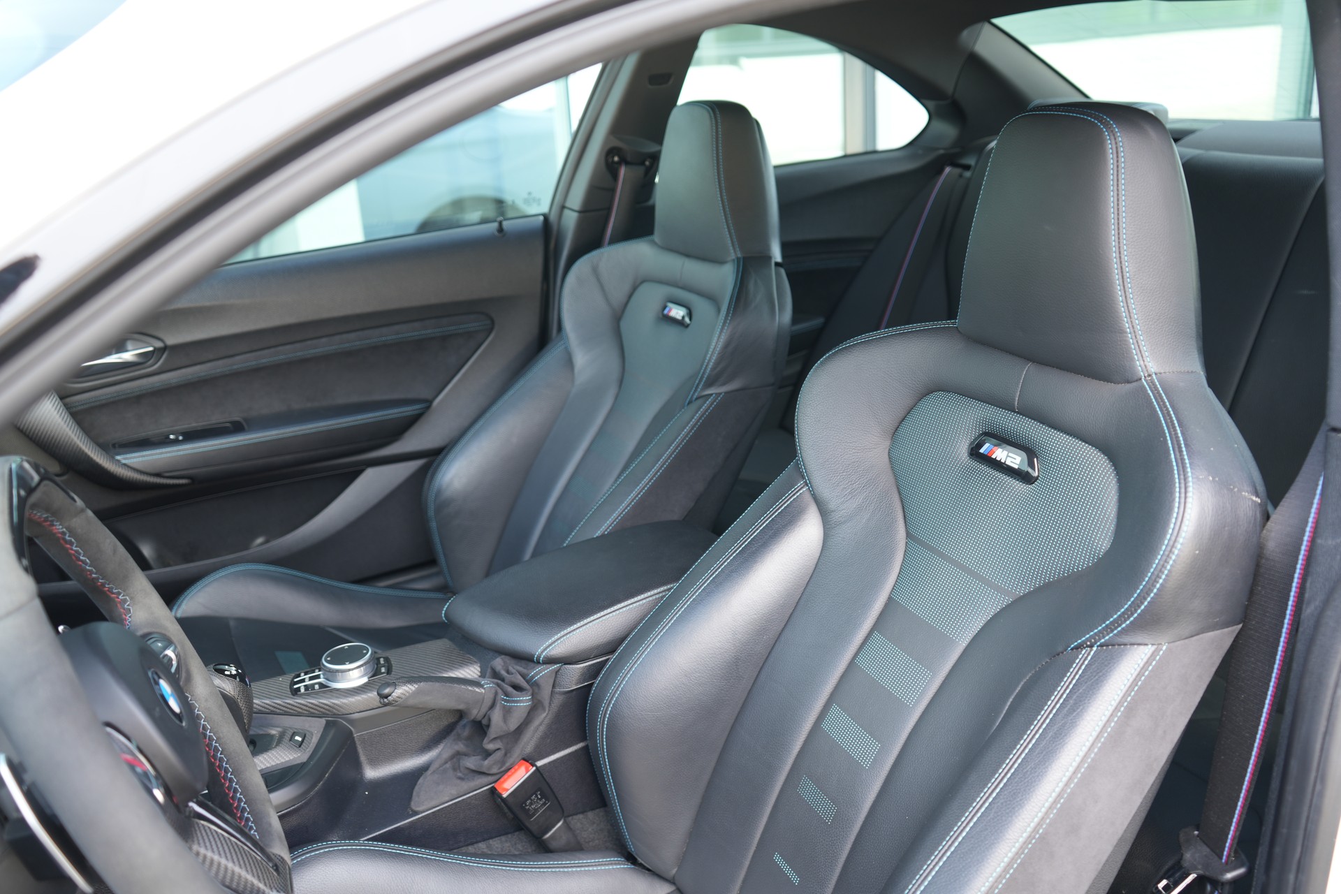 BMW M2 Competition-image-5